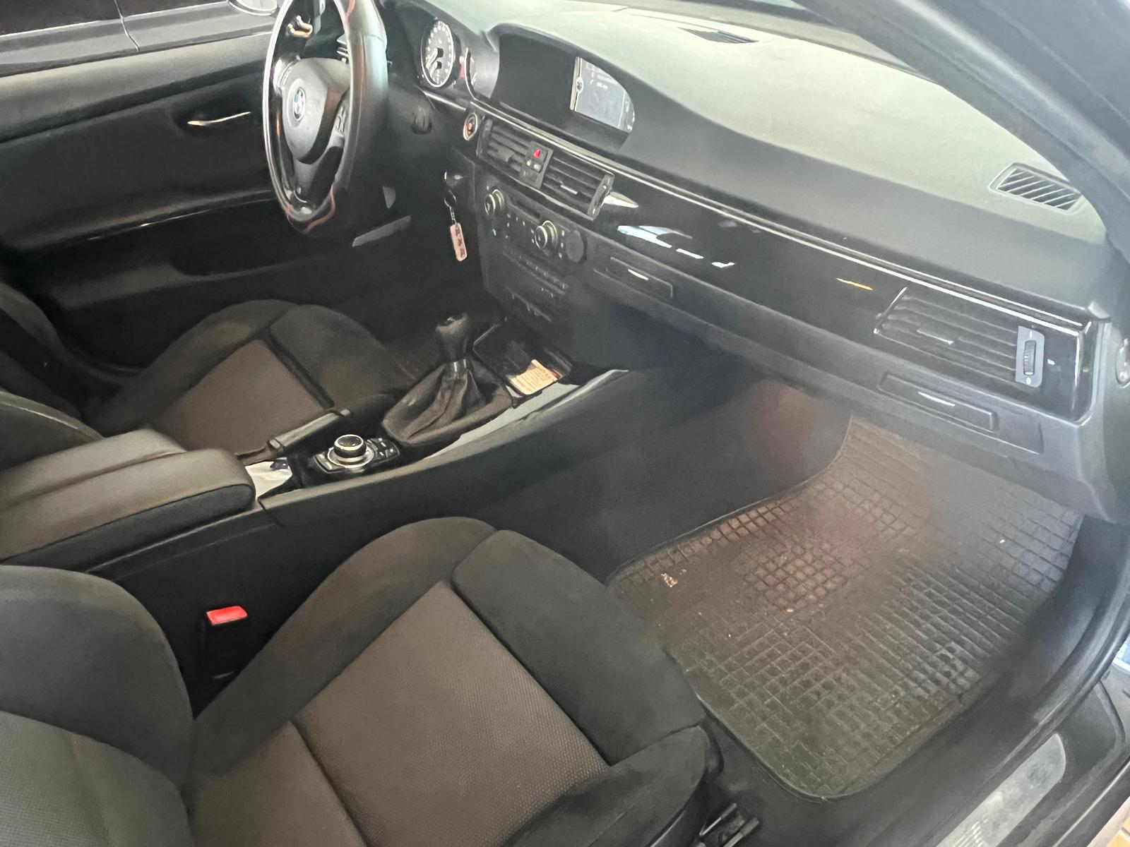 BMW 320d xDrive Touring M-Paket-image-7