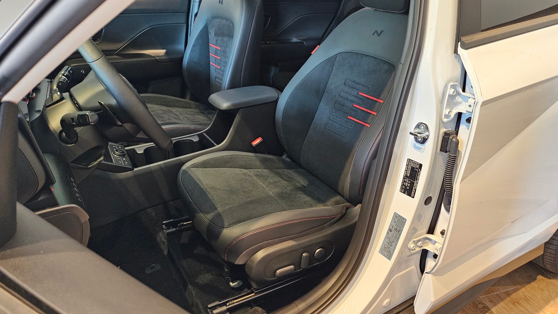 HYUNDAI Kona 1.6 T-GDi N Line 4WD DCT đ„Panoramađ„-image-27