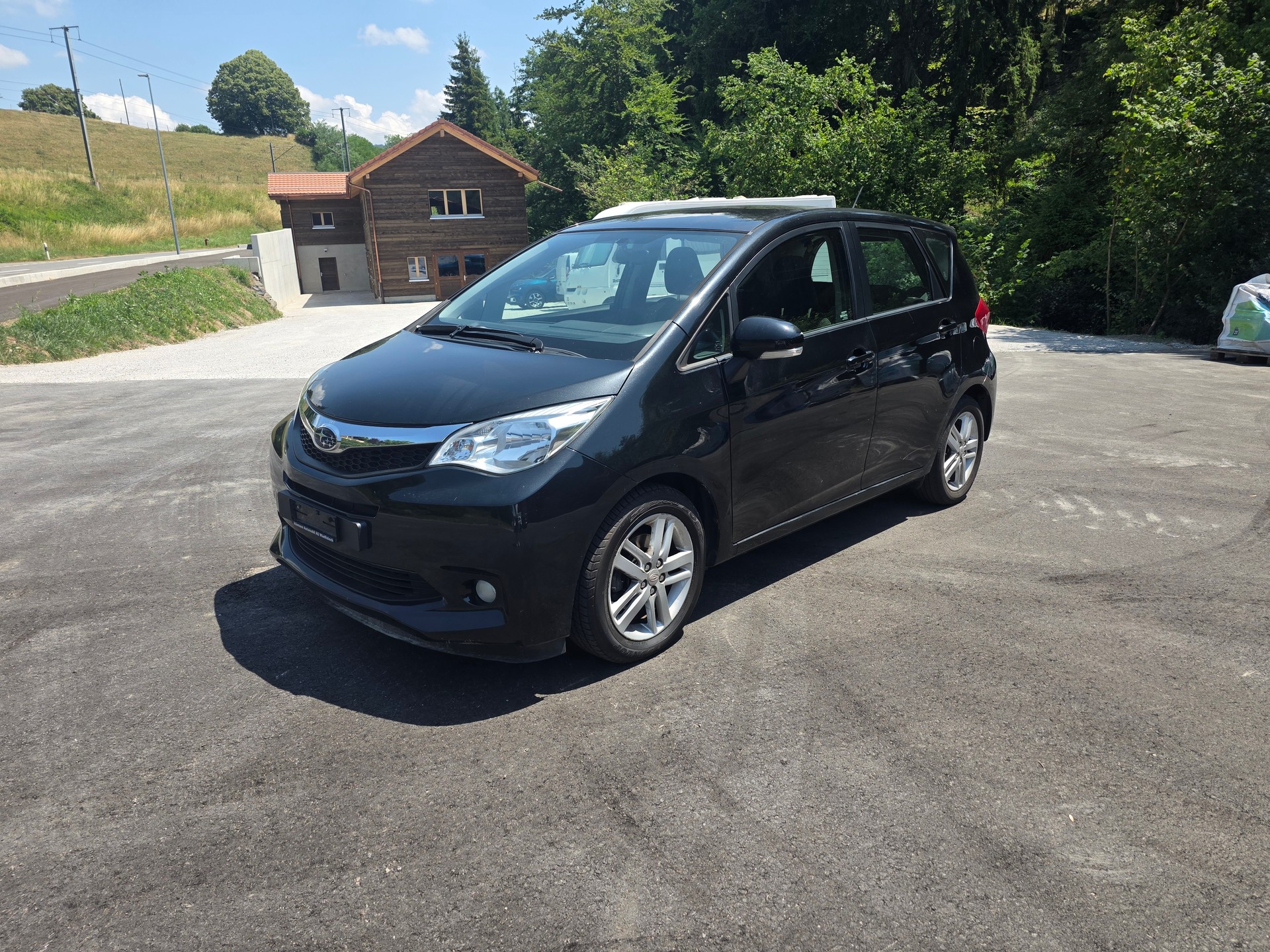 SUBARU Trezia 1.4D Swiss Luxury Automatic