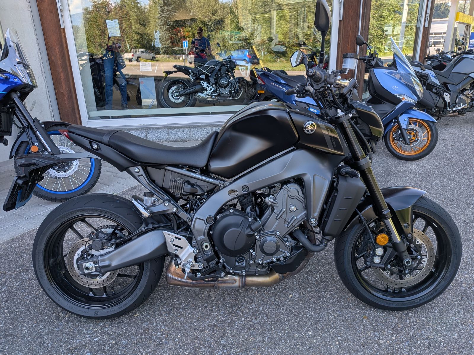 YAMAHA MT-09-image-6