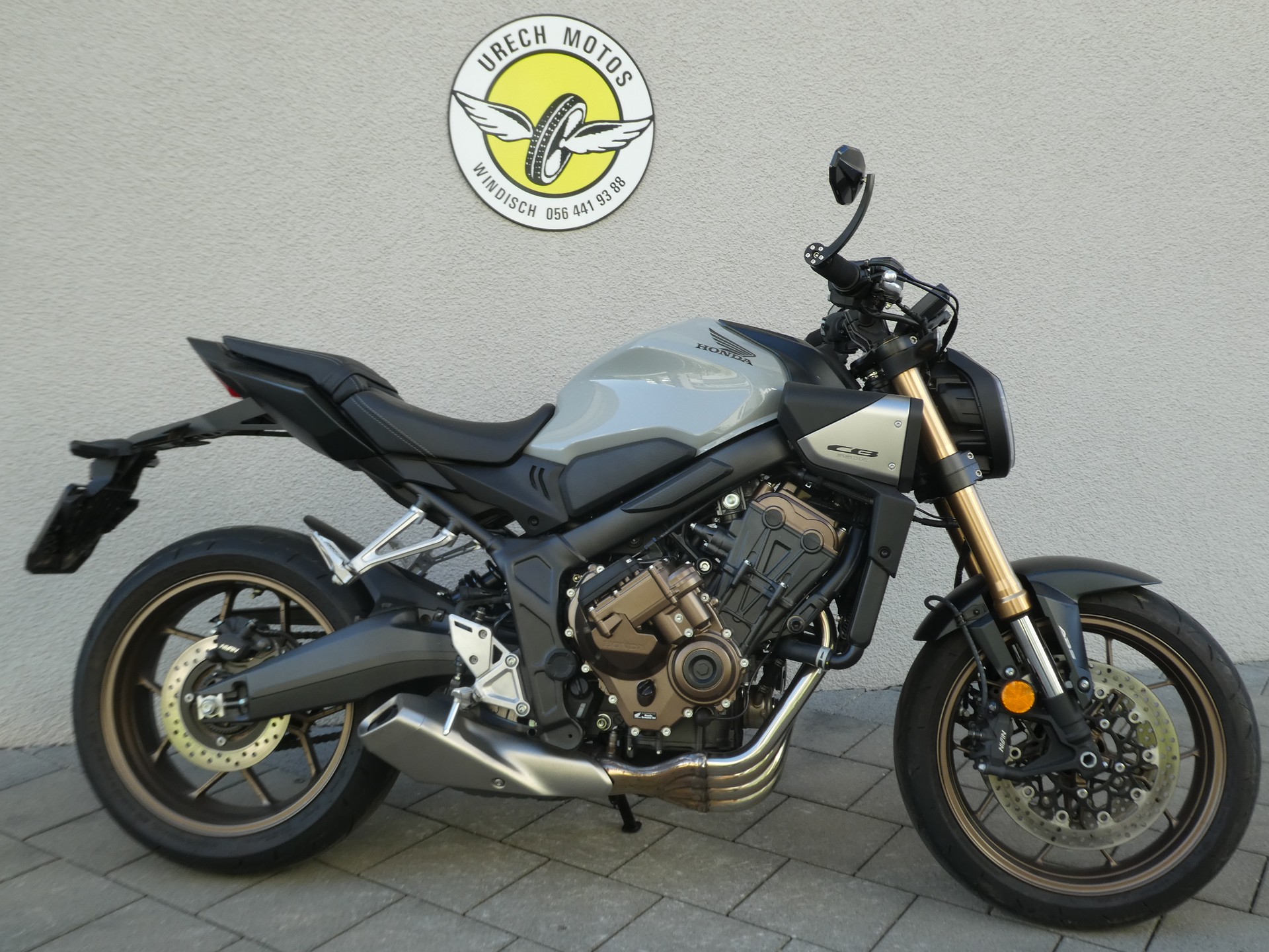 HONDA CB 650 R E-Clutch (35kW)-showroom-element-1
