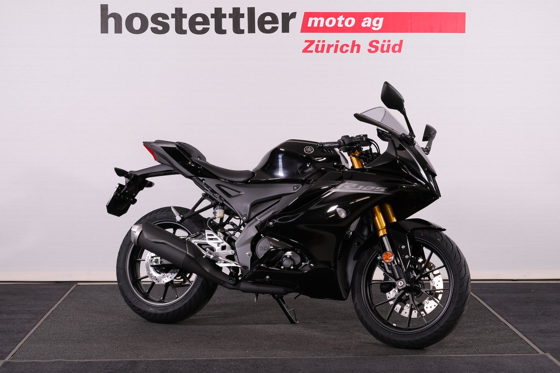 YAMAHA R125-showroom-element-2
