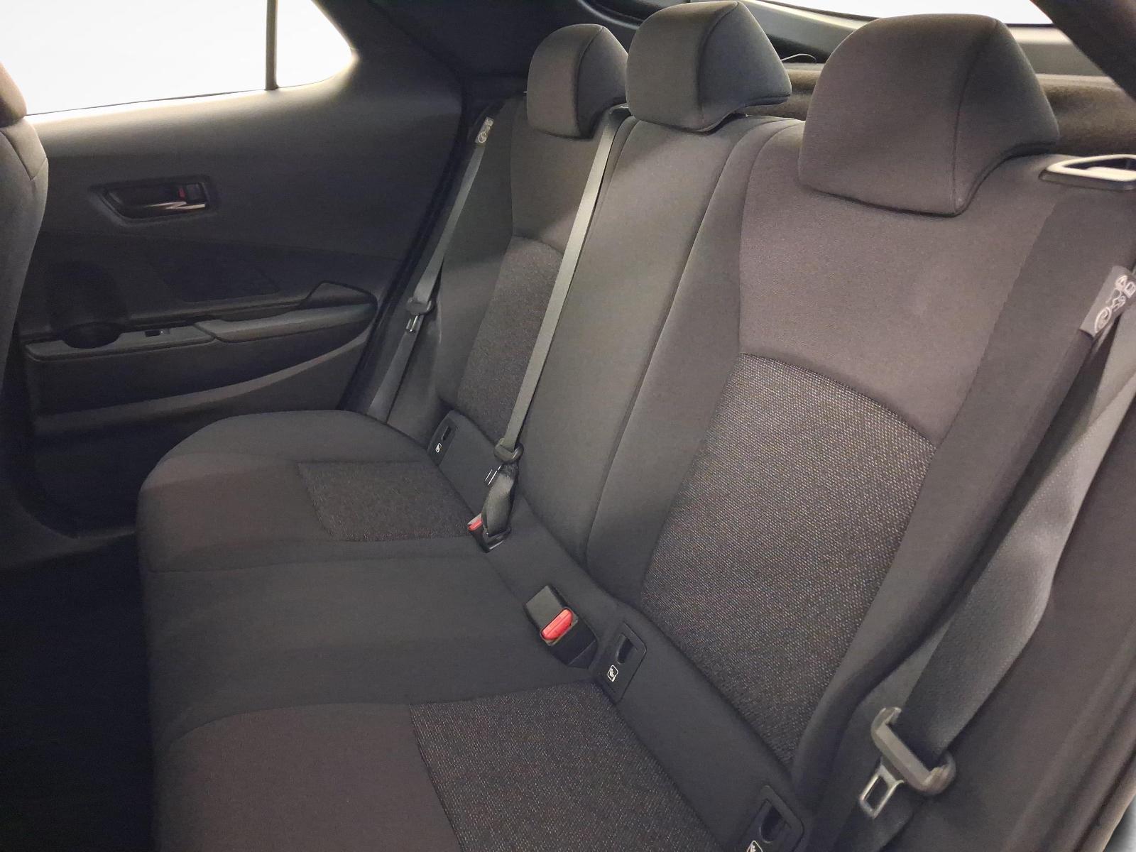 TOYOTA C-HR 1.8 HEV Comfort-image-10