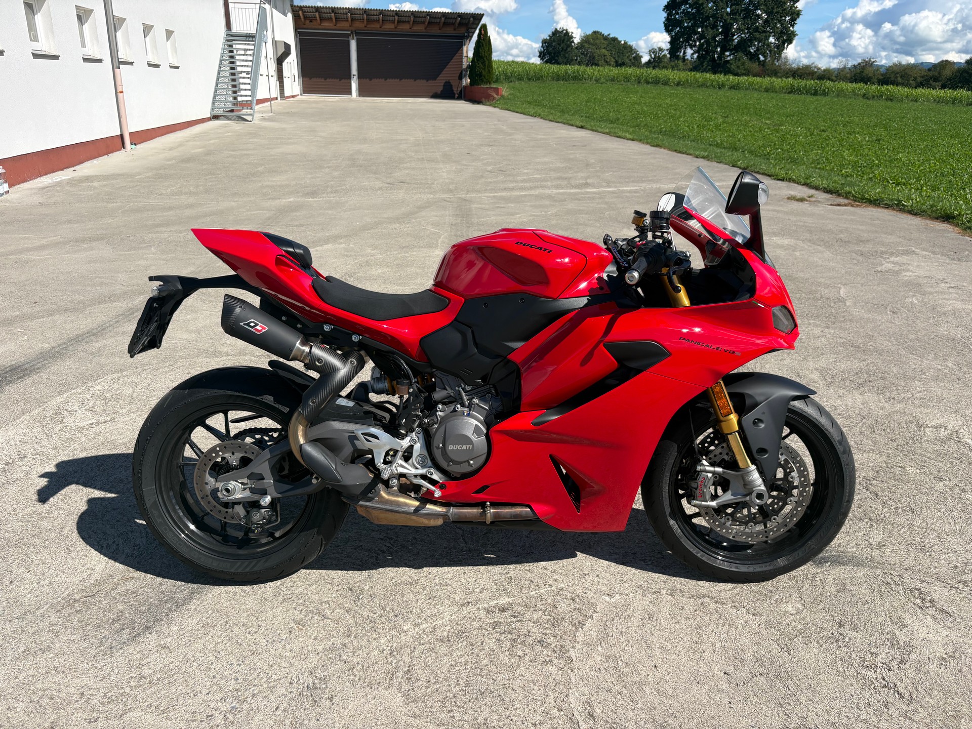 DUCATI Panigale V2 S-image-6