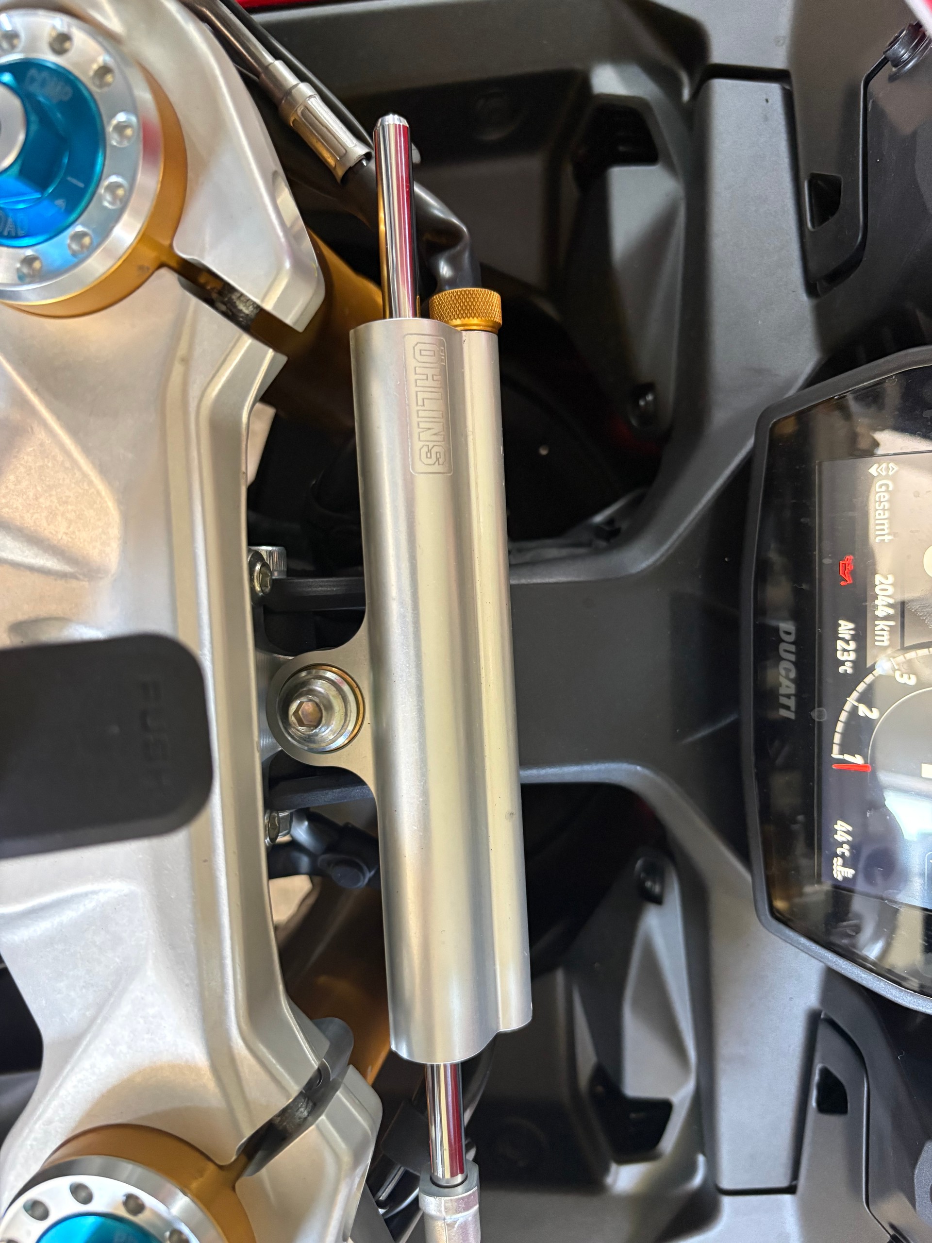 DUCATI Panigale V2 S-image-11