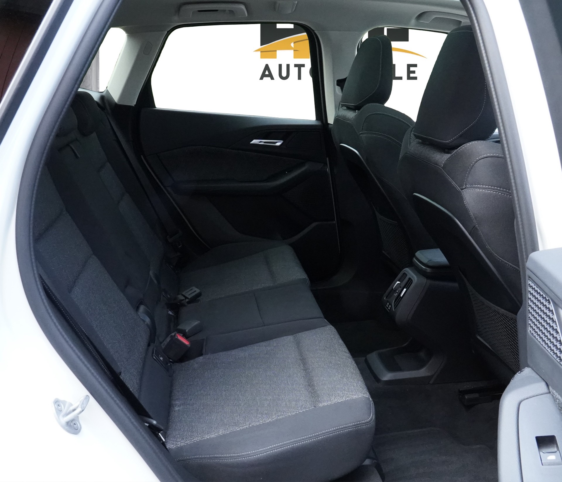 BMW 223d Active Tourer xDrive DKG *CH Fahrzeug/AHK/WERKSGARANTIE/GRATIS-SERVICE*-image-15