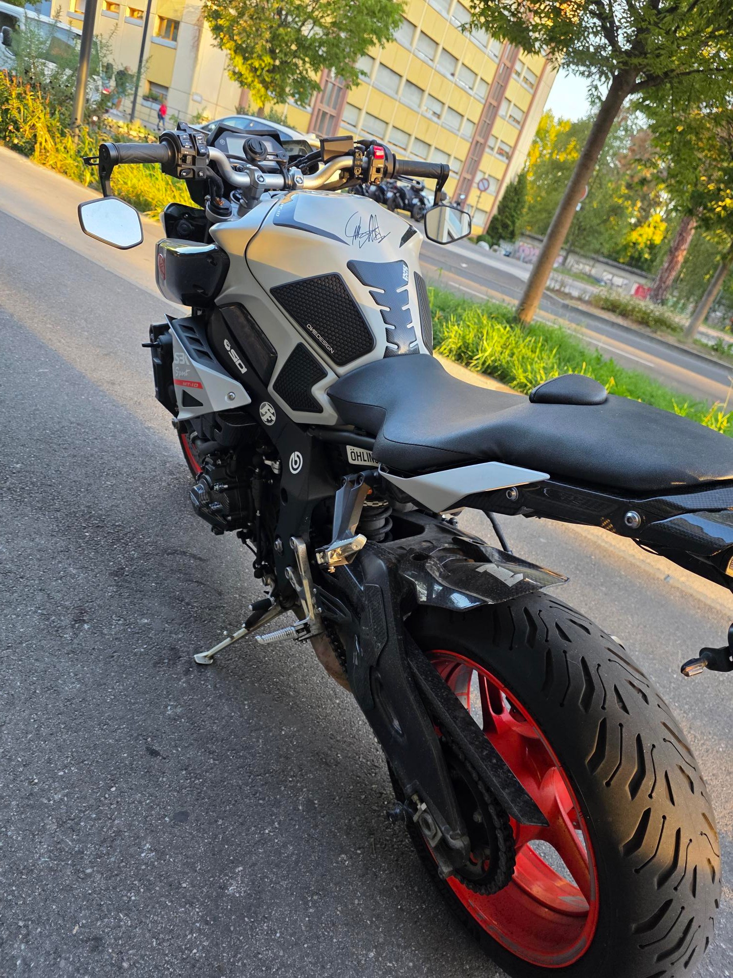 YAMAHA MT-10 ABS-image-3
