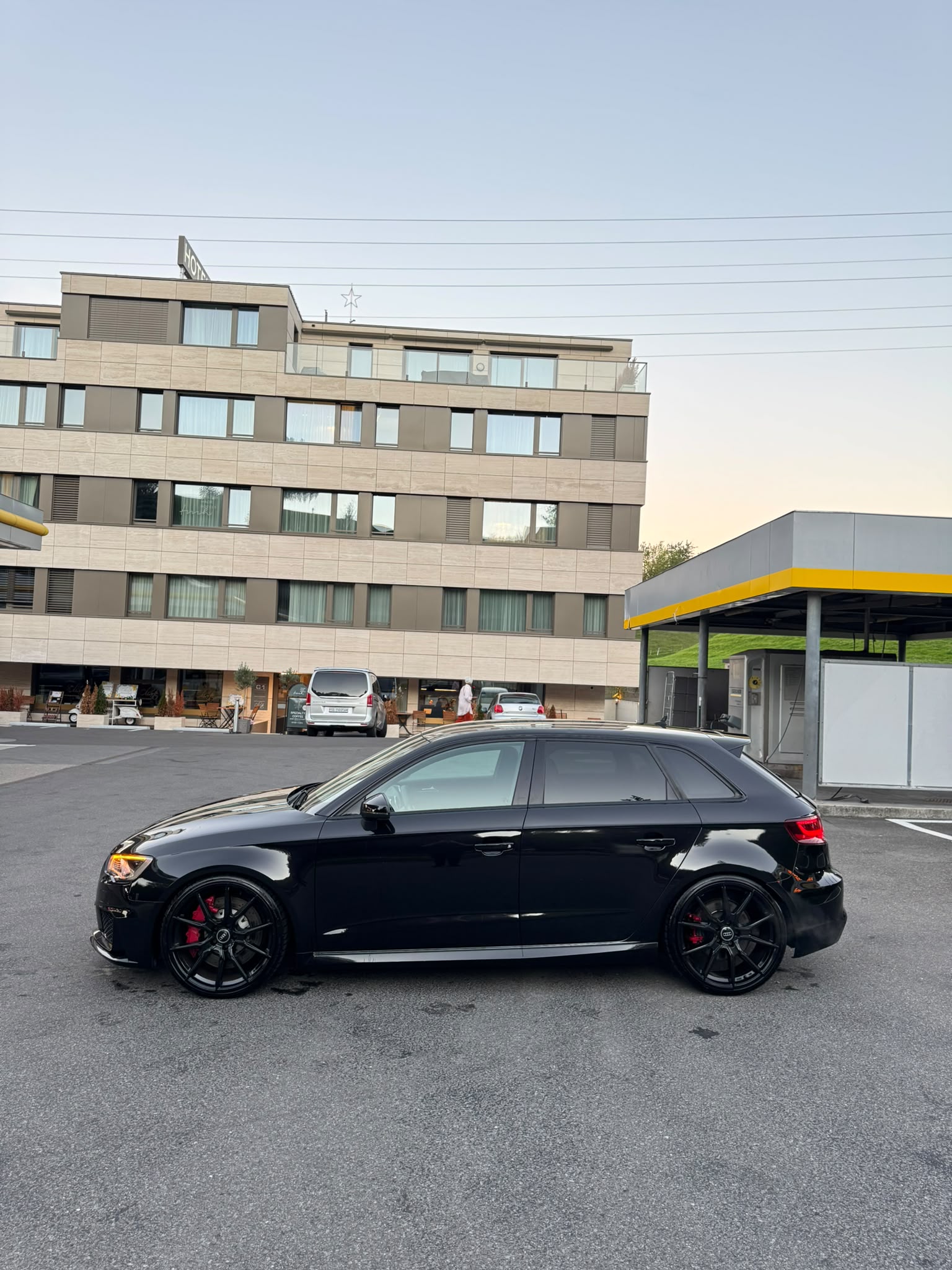 AUDI RS3 2.5 TSI quattro S-tronic-showroom-element-3