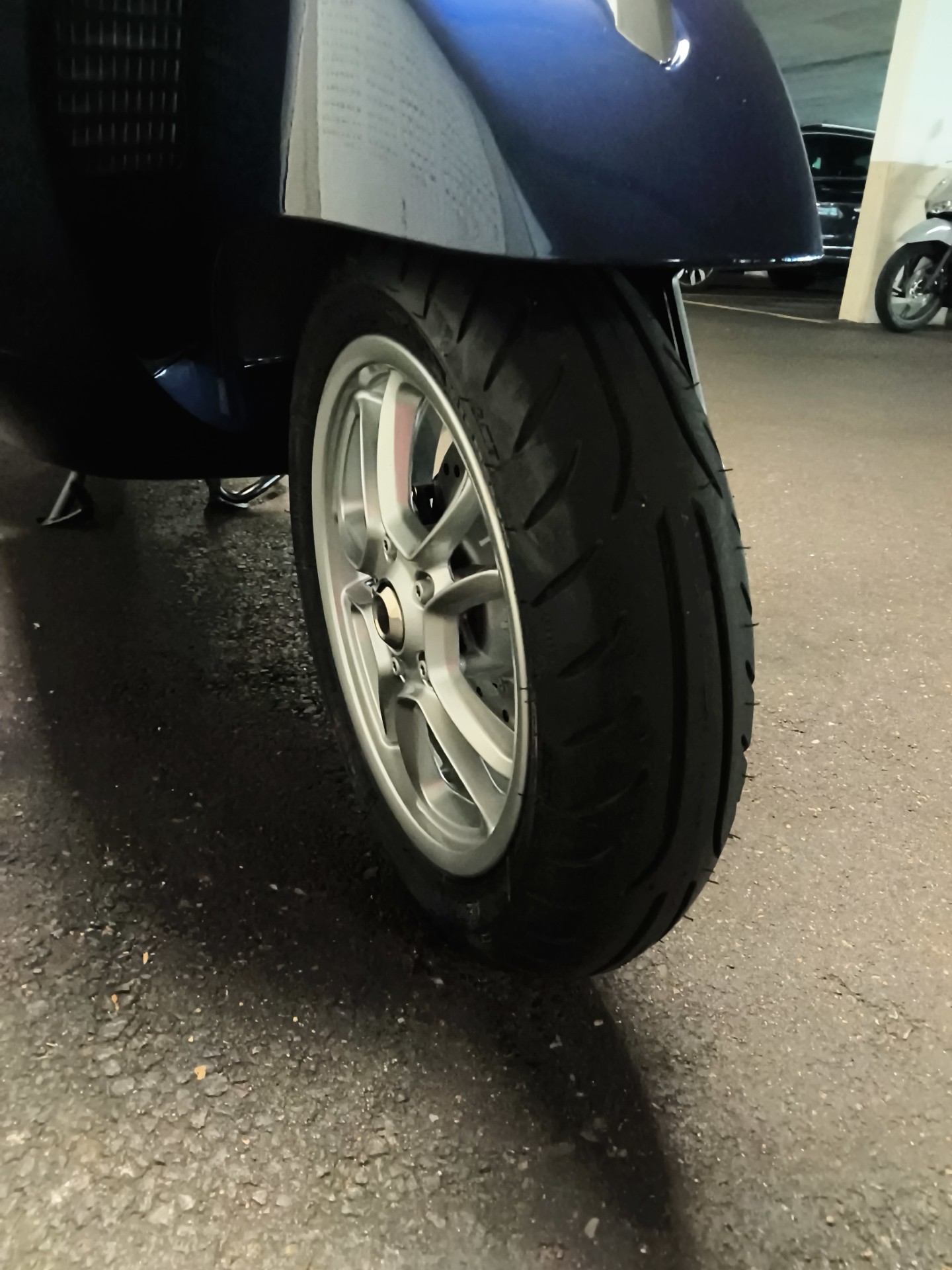 PIAGGIO Vespa GTS 310-image-9