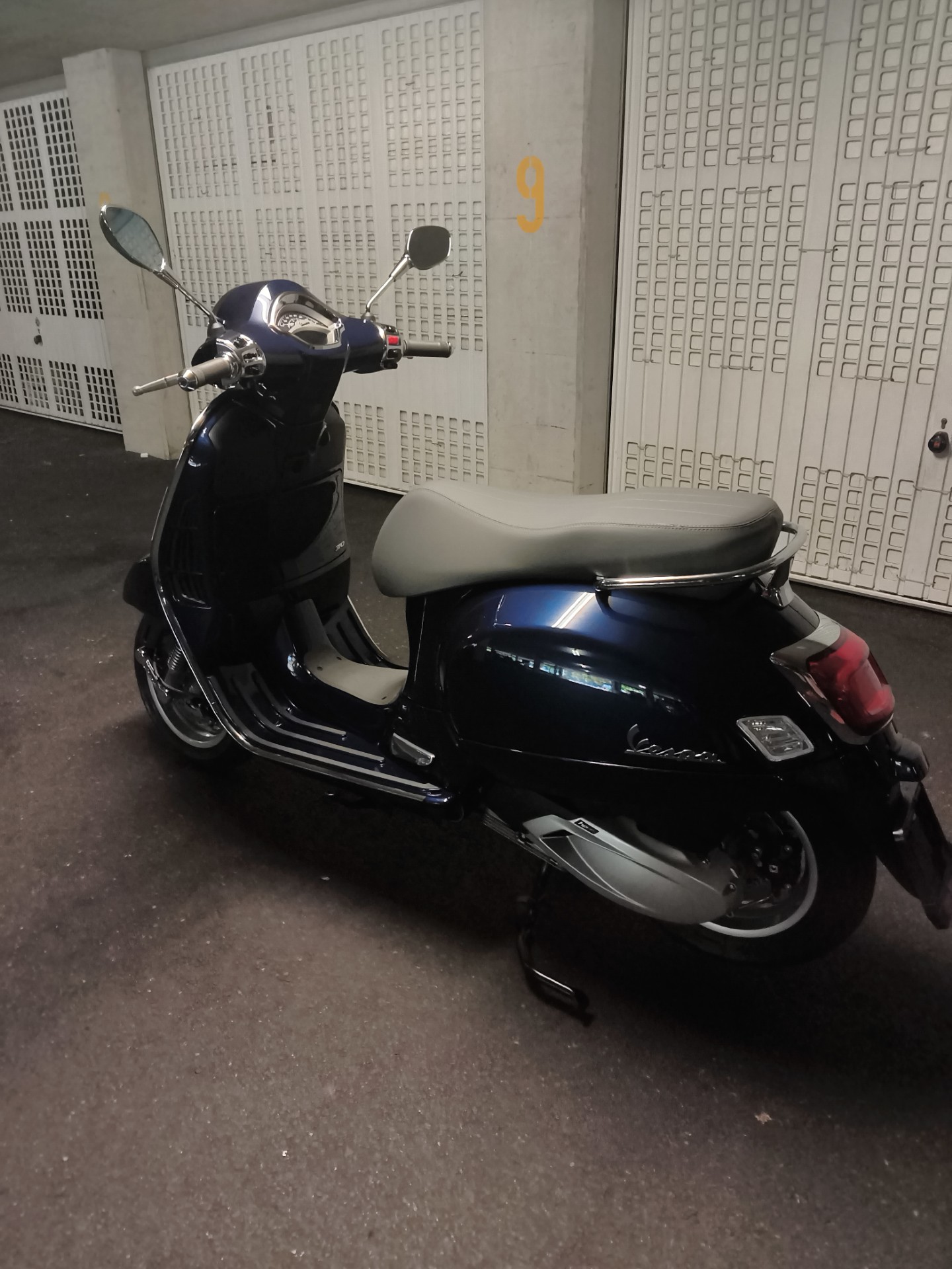 PIAGGIO Vespa GTS 310-image-7
