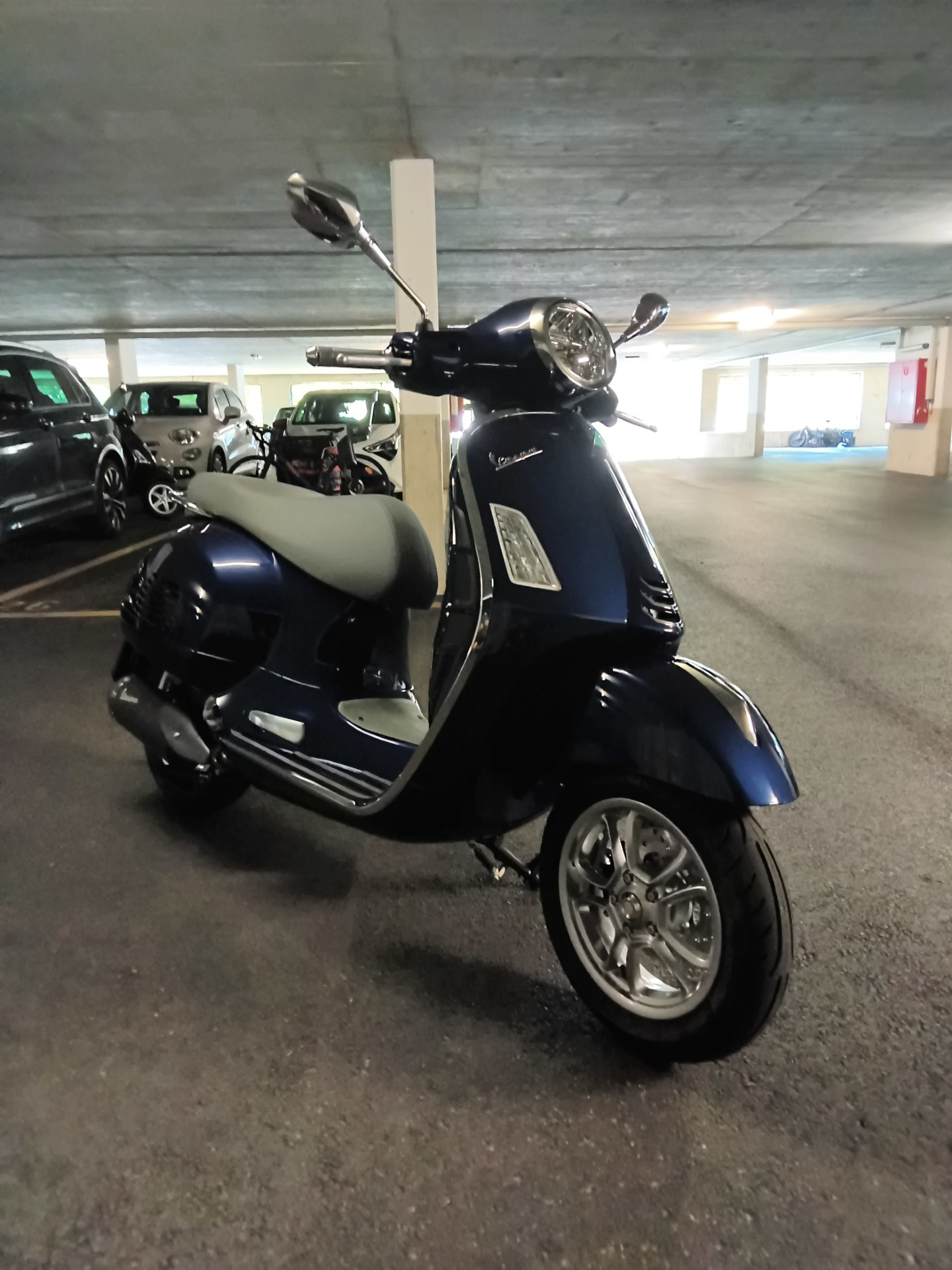 PIAGGIO Vespa GTS 310-image-3
