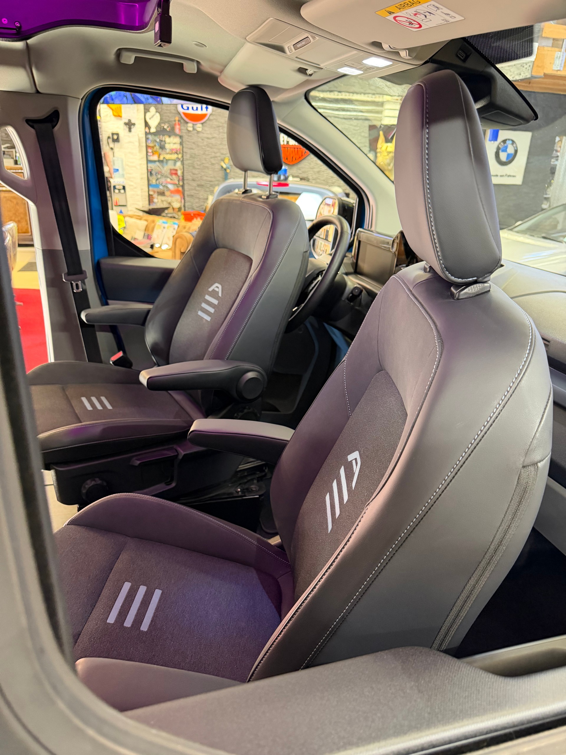 FORD TOURNEO CUSTOM "VANEXT" 4X4 5 PLÄTZER CAMPER "HÖHER" 170 PS DIESEL "SPEZIAL AUFBAU" MIT MFK CH !! MIT AHK.-image-29