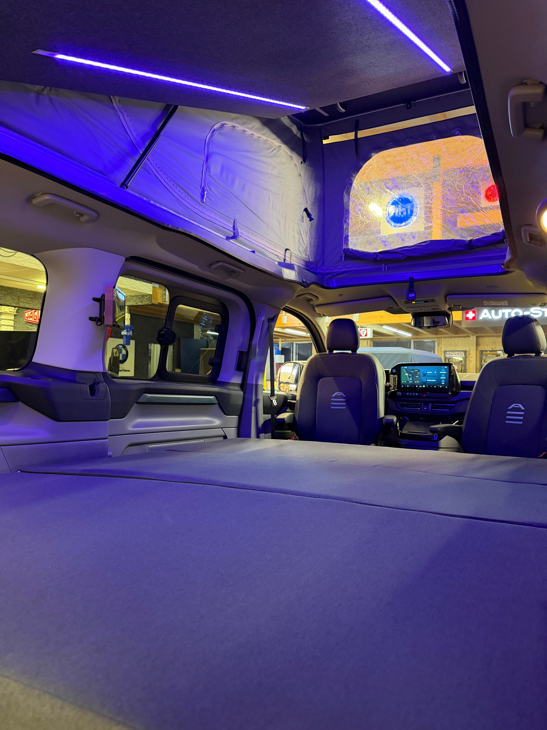 FORD TOURNEO CUSTOM "VANEXT" 4X4 5 PLÄTZER CAMPER "HÖHER" 170 PS DIESEL "SPEZIAL AUFBAU" MIT MFK CH !! MIT AHK.-image-57