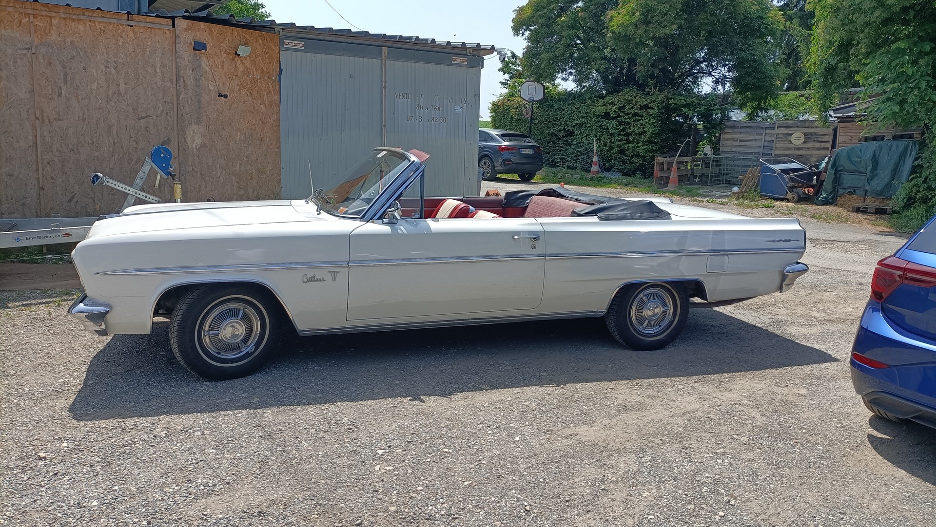 OLDSMOBILE F85 cabriolet-image-3