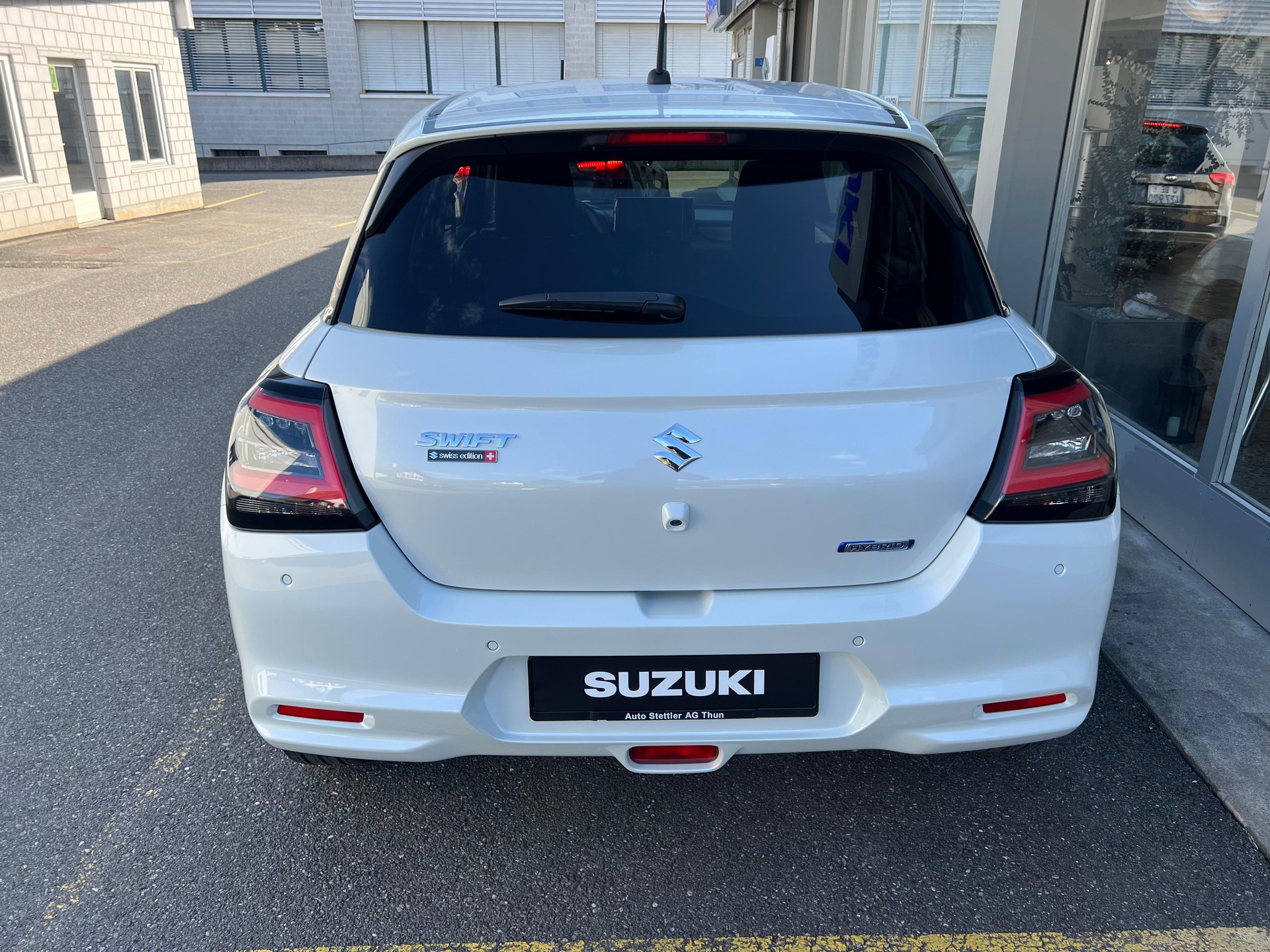SUZUKI Swift 1.2 Tradizio Hybrid 4x4-image-3