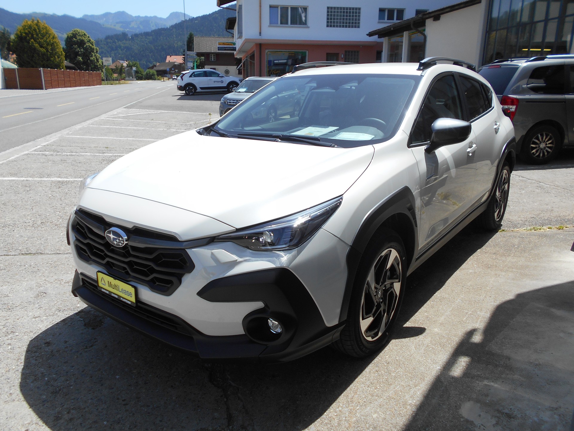 SUBARU Crosstrek 2.0 e-Boxer Swiss Plus AWD Lineartronic-image-2