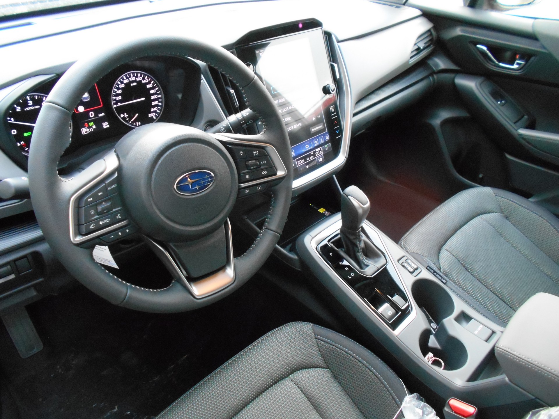 SUBARU Crosstrek 2.0 e-Boxer Swiss Plus AWD Lineartronic-image-6