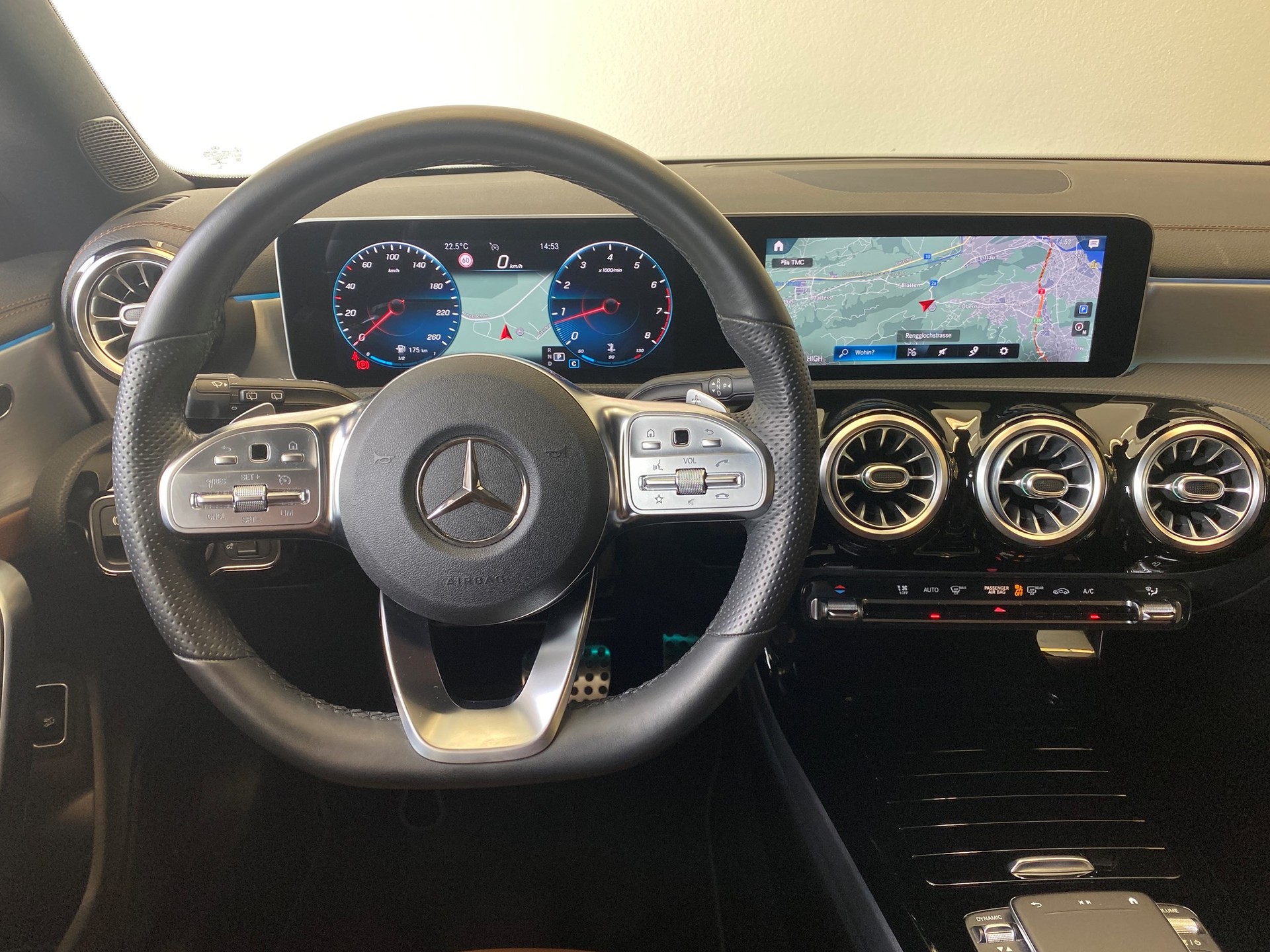 MERCEDES-BENZ AMG Line-image-3