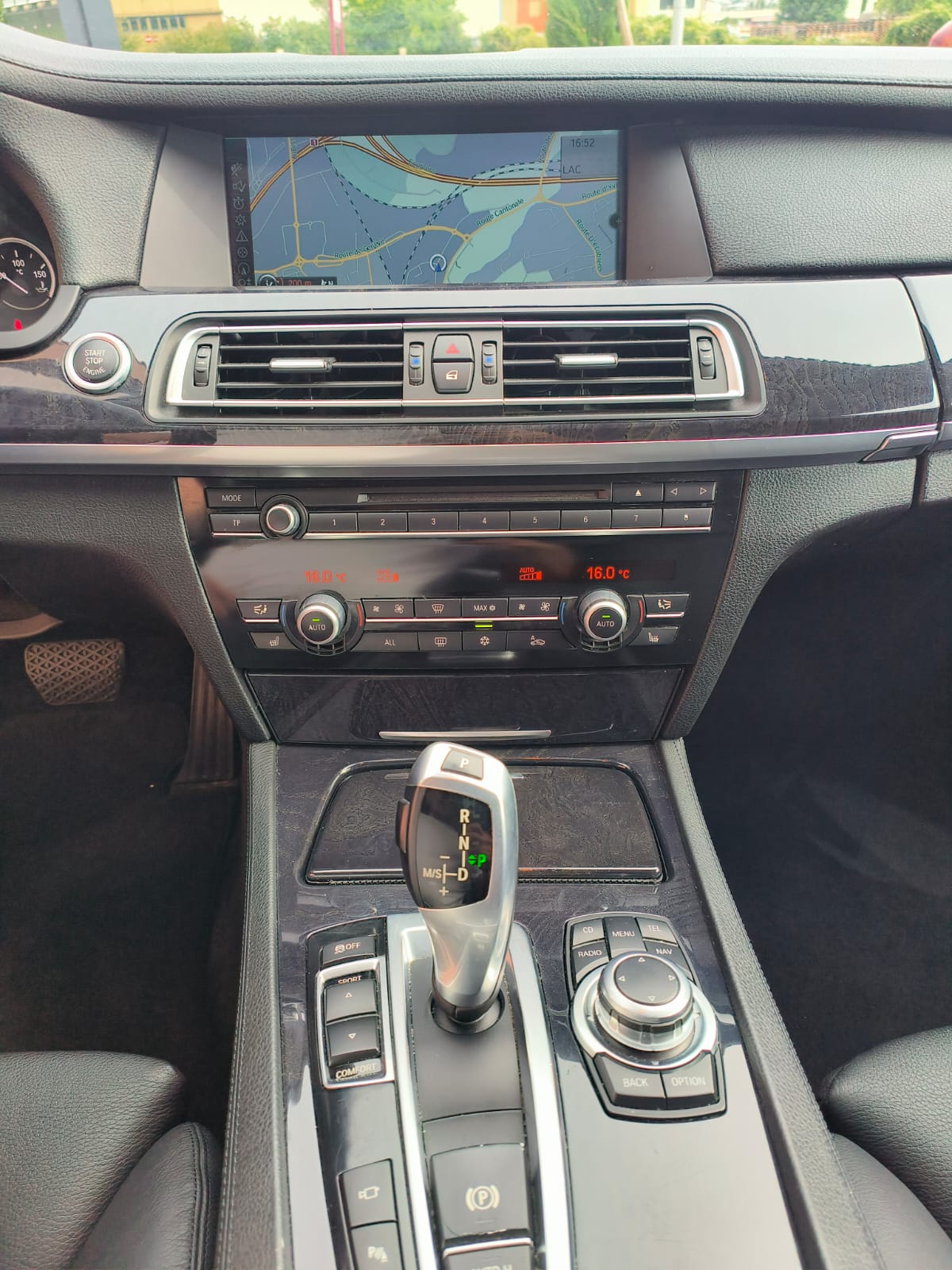 BMW 730d-image-14