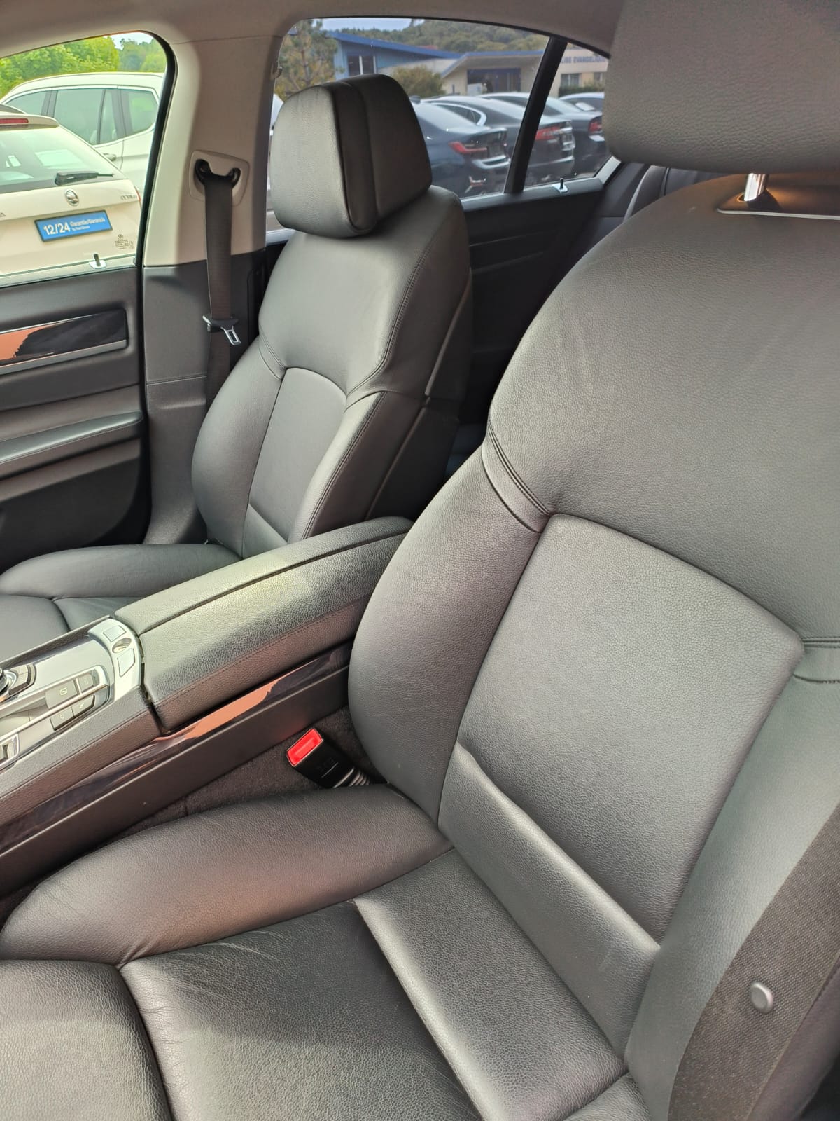 BMW 730d-image-11