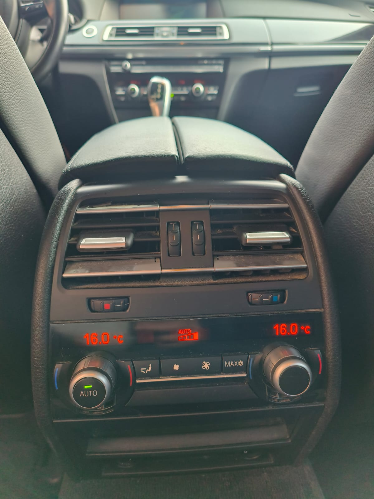 BMW 730d-image-7