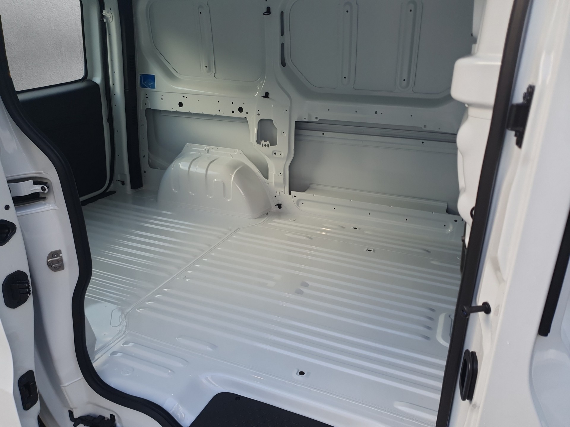NISSAN Primastar 150 L1H1 N-Connecta DCT HK-image-17