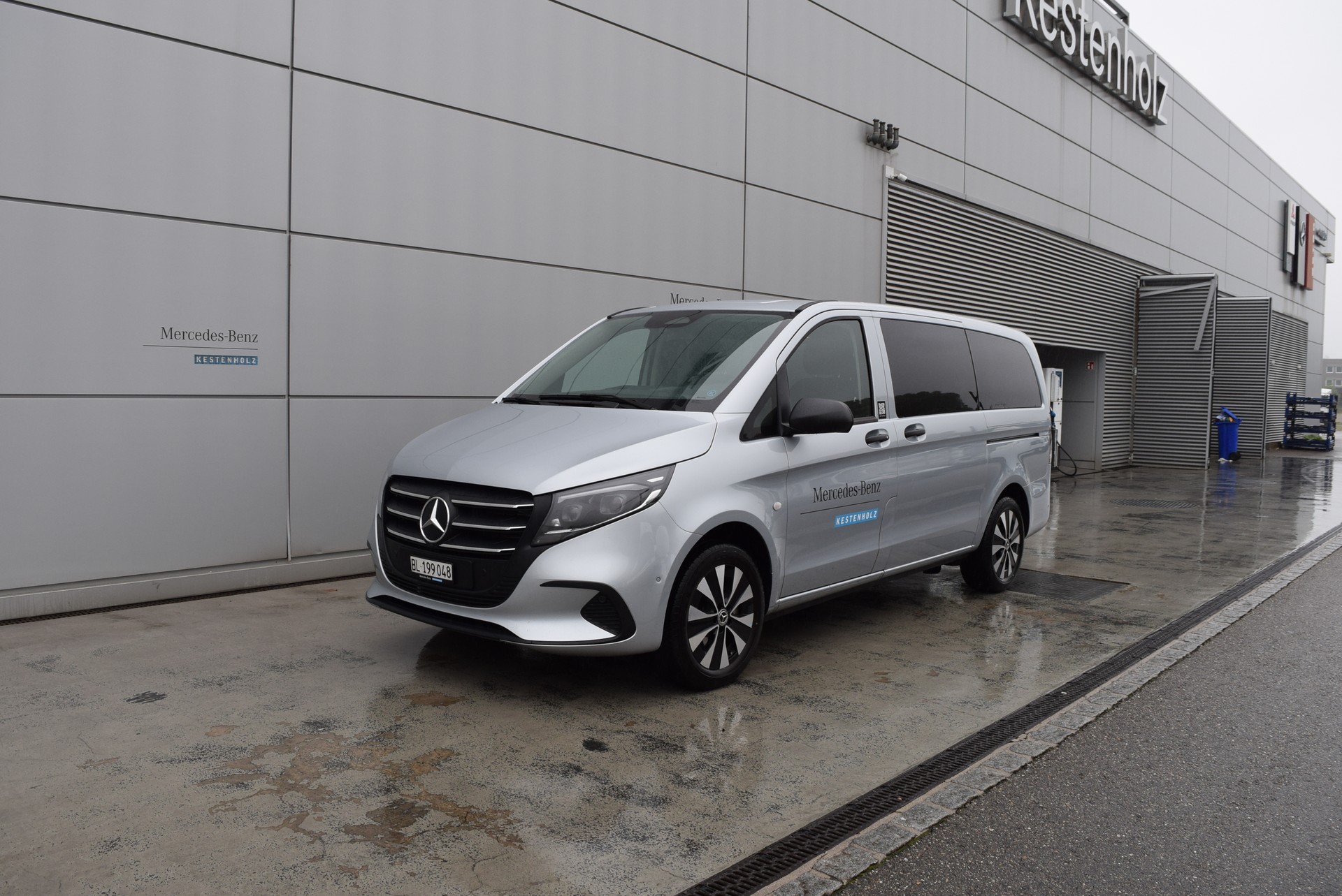 MERCEDES-BENZ Vito 116 CDI Lang Tourer 9G-Tronic 4M Select