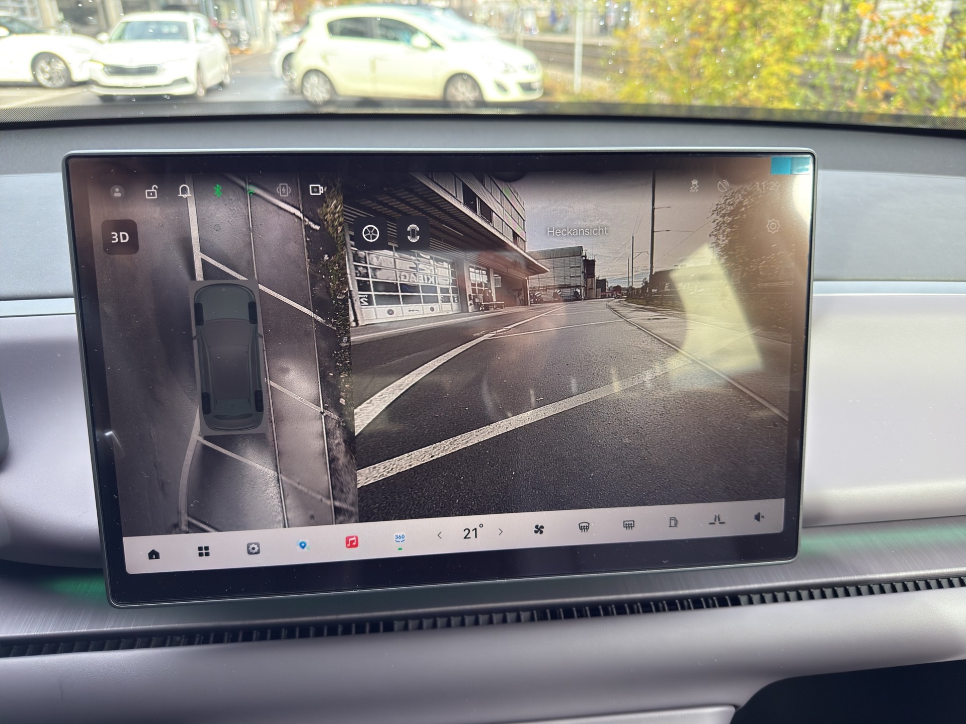 LEAPMOTOR C10 1.5 REEV Design-image-8