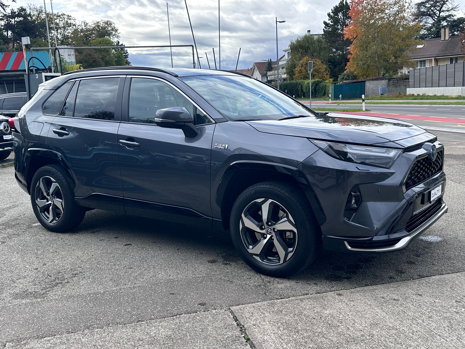 TOYOTA RAV-4 2.5 Plug-In rechargeable - Premium e-CVT 4WD-image-1