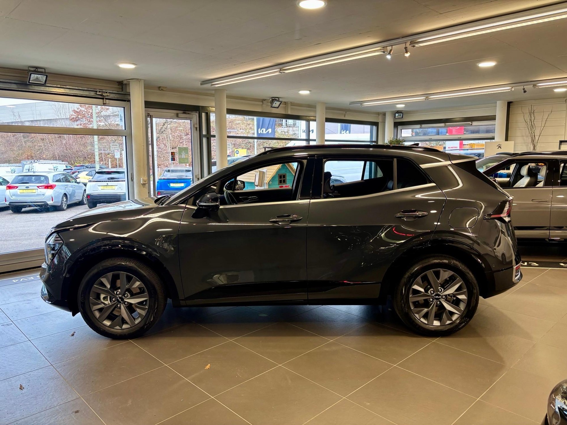 KIA Sportage 1.6 T-GDi Hybrid GT-Line-showroom-element-1