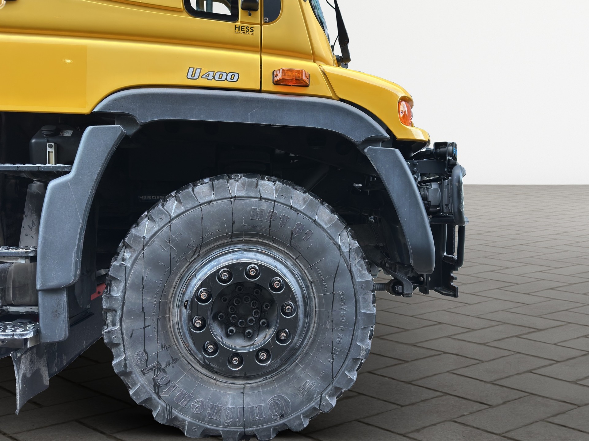MERCEDES-BENZ Unimog U400-image-19