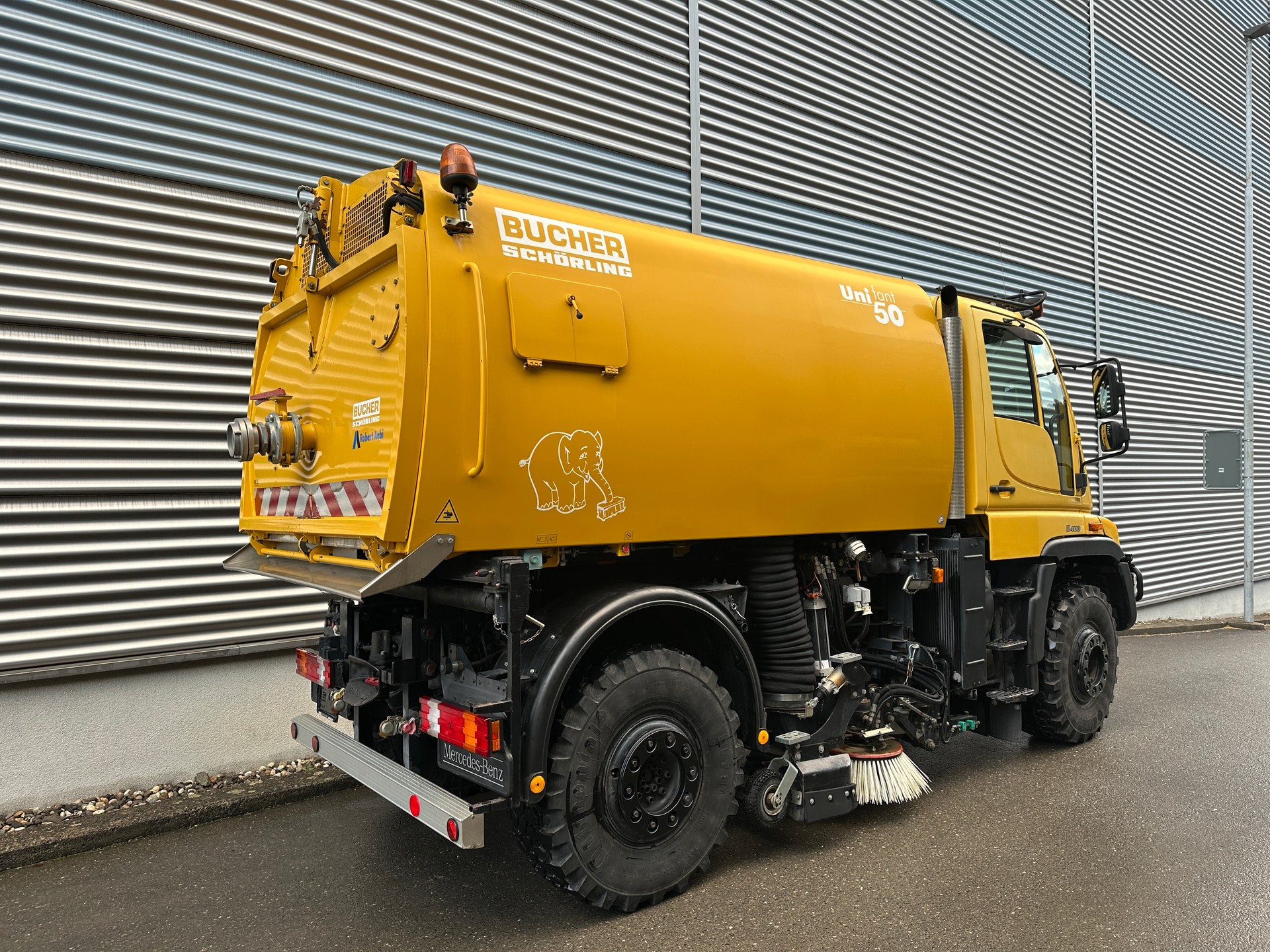 MERCEDES-BENZ Unimog U400-image-9