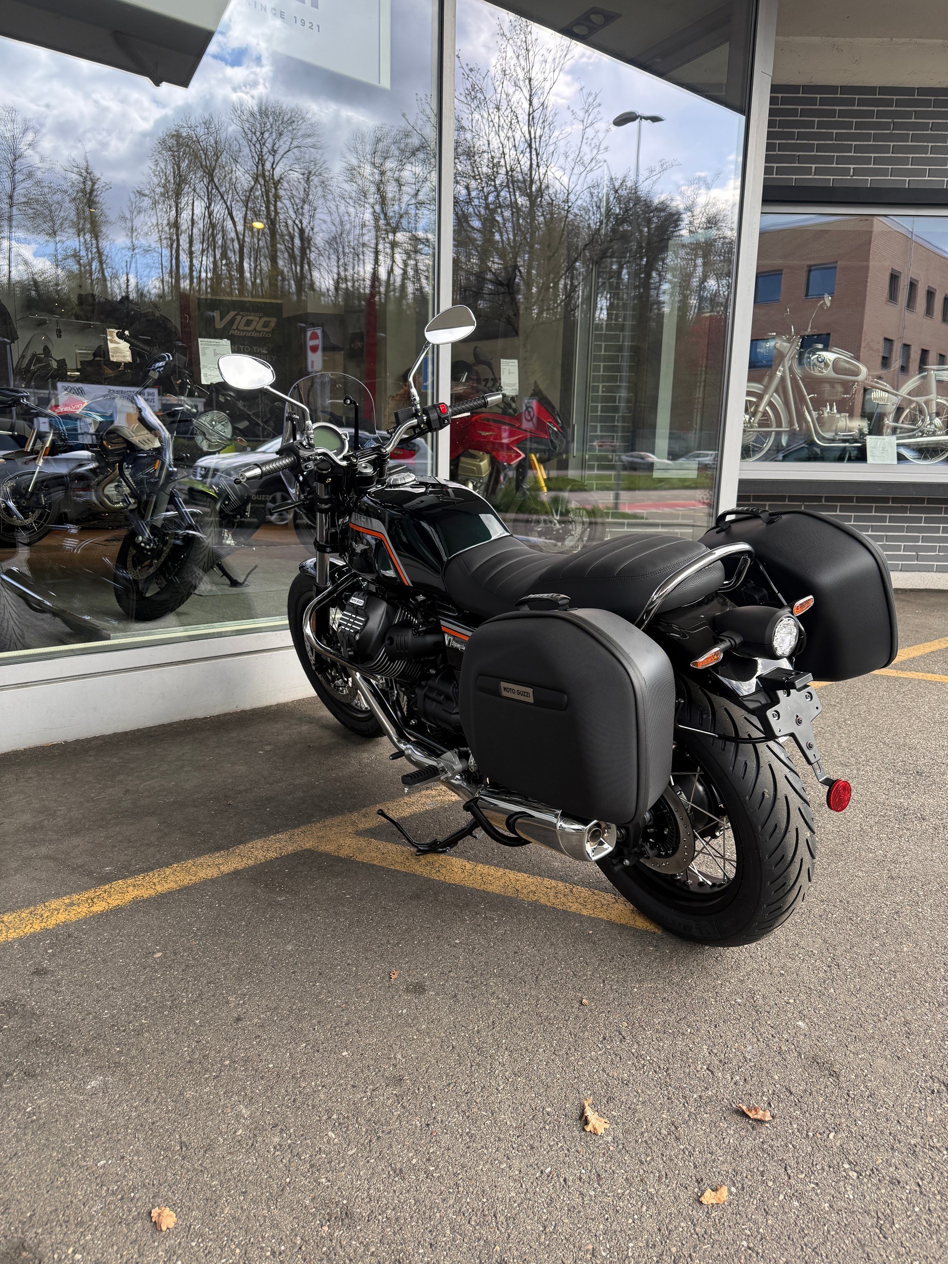 MOTO GUZZI V7 IV 850 Special E5+-image-10