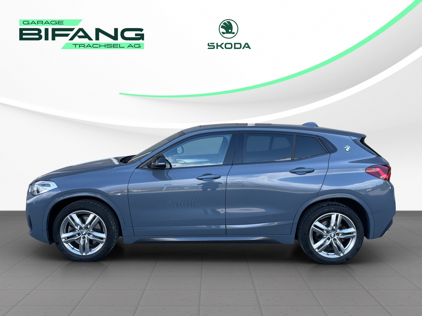 BMW X2 xDrive 20i M Sport-showroom-element-2