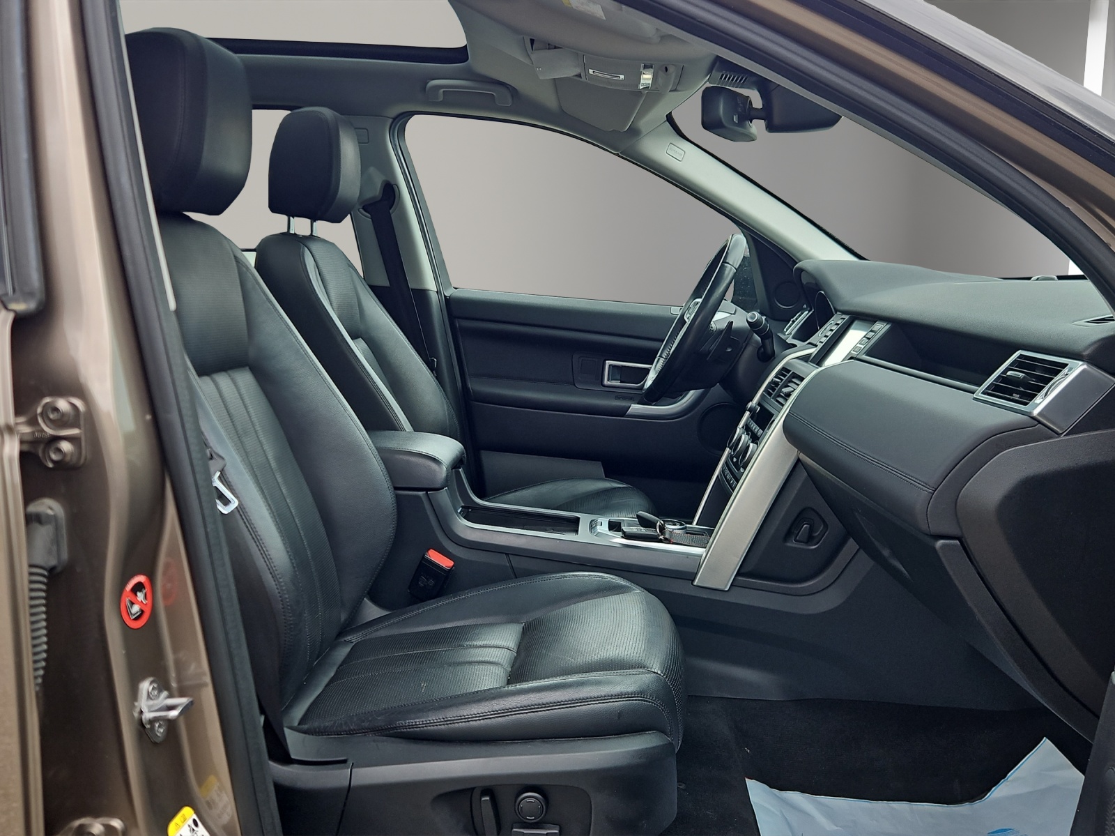 LAND ROVER Discovery Sport 2.2SD4 HSE Luxury 7-Plätzer-image-14