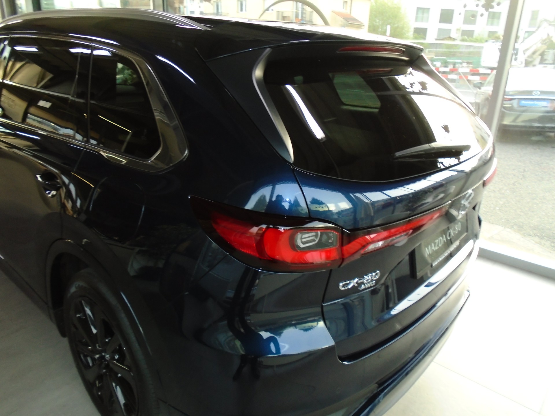 MAZDA CX-80 e-Skyactiv D254 MHEV AWD Homura Plus-image-3