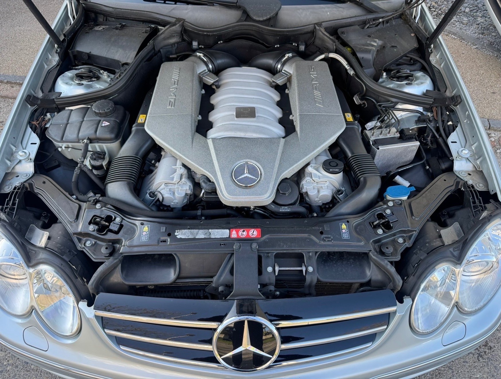 MERCEDES-BENZ CLK 63 AMG Avantgarde 7G-Tronic-image-9