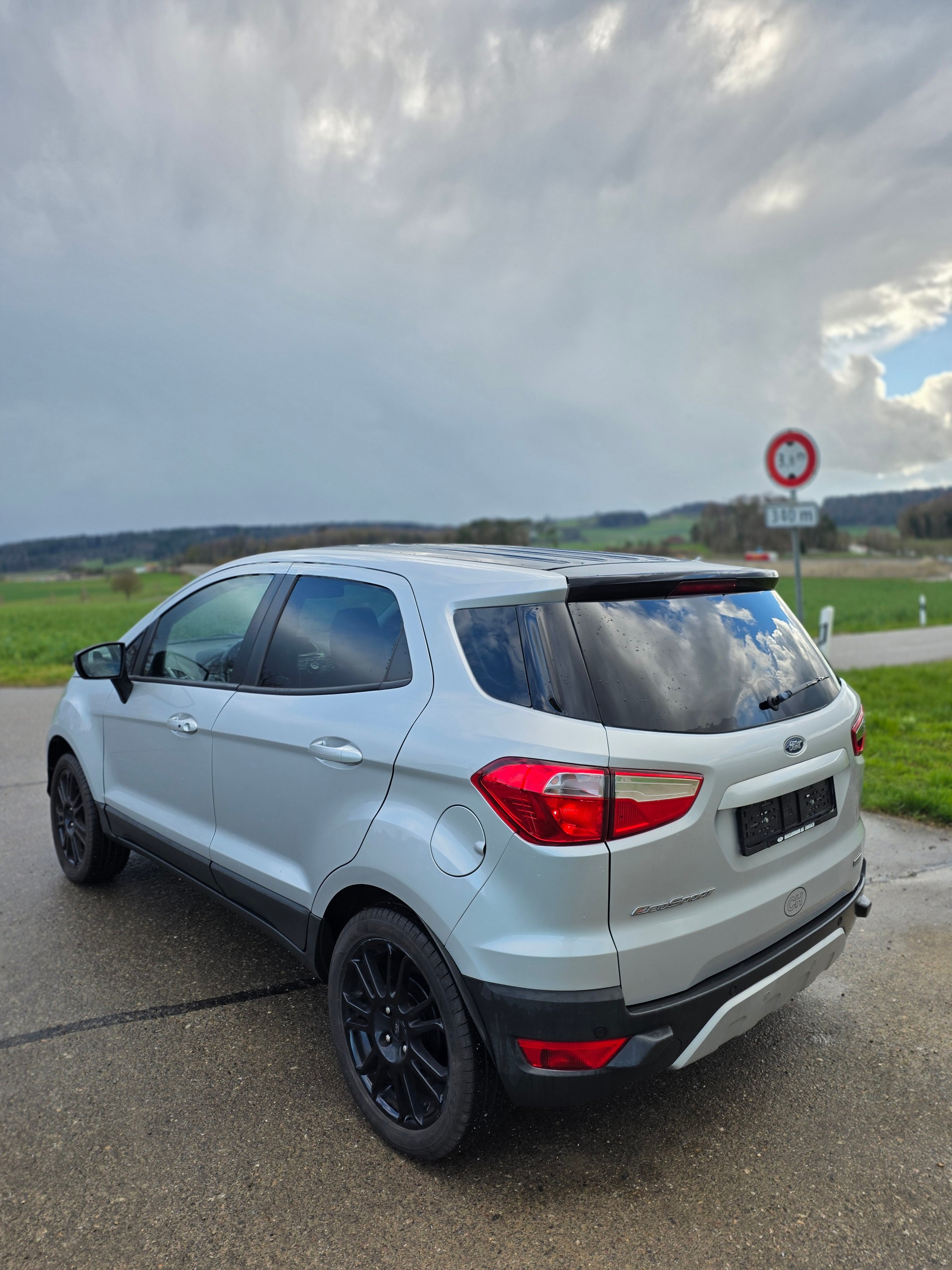 FORD EcoSport 1.0 SCTi Titanium S-image-5