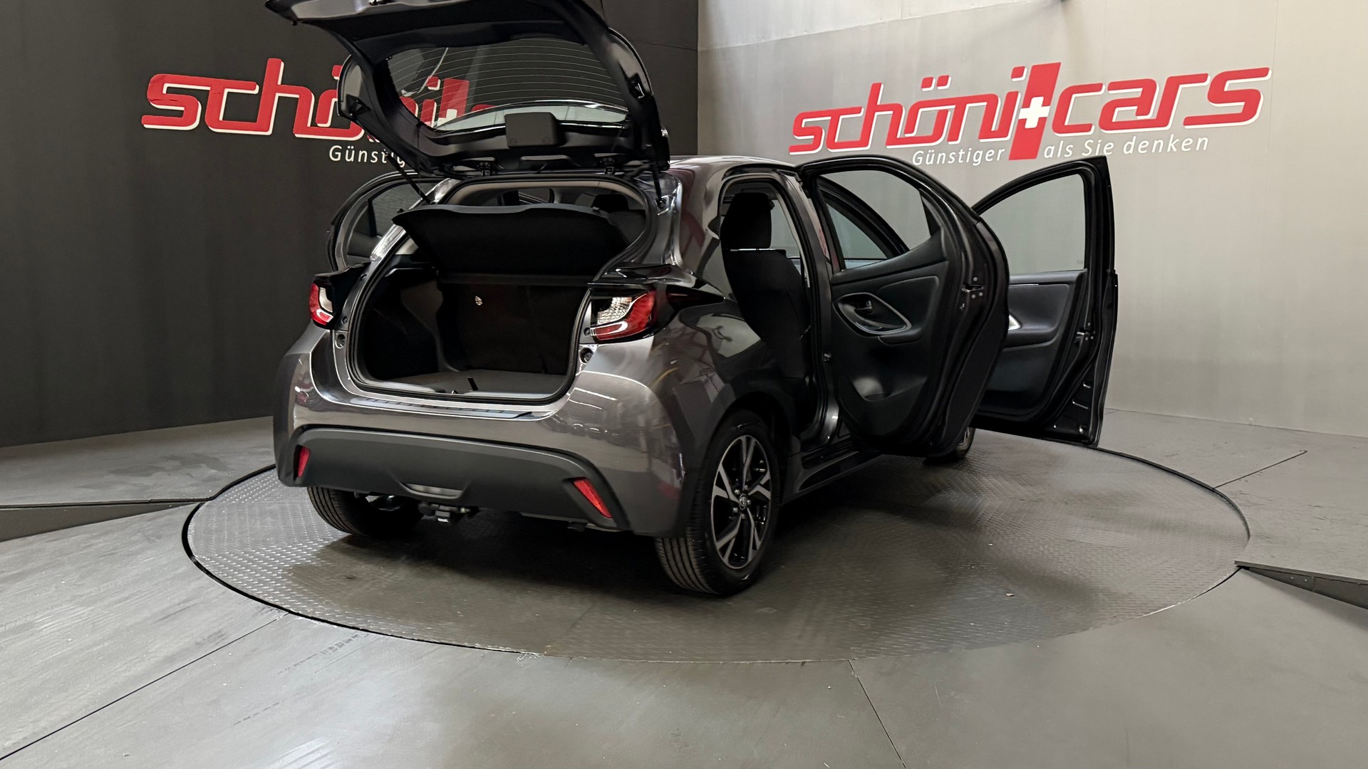 TOYOTA Yaris 1.5 Business e-CVT-image-6