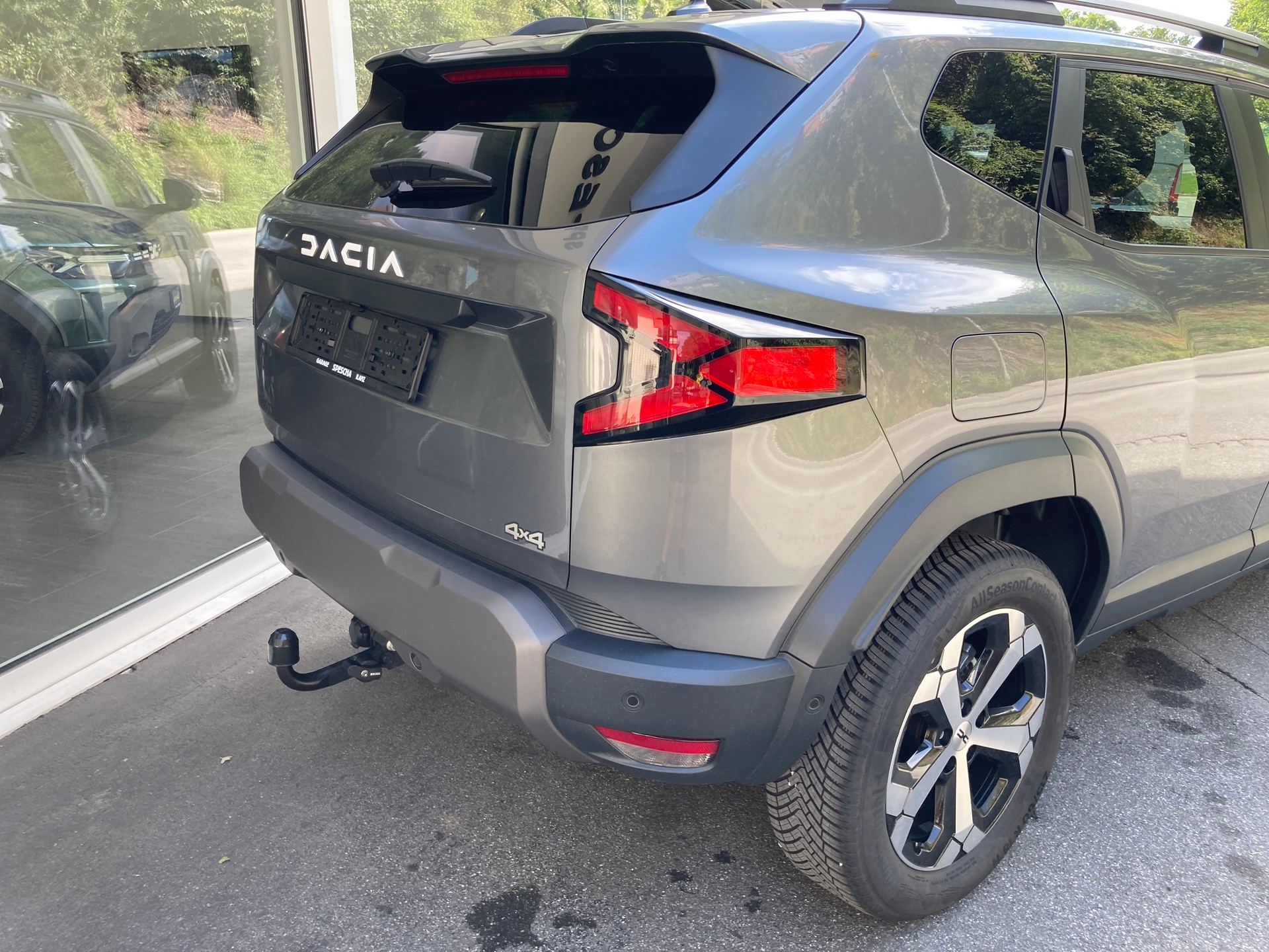 DACIA Duster TCe 130 48V Journey 4x4-image-10