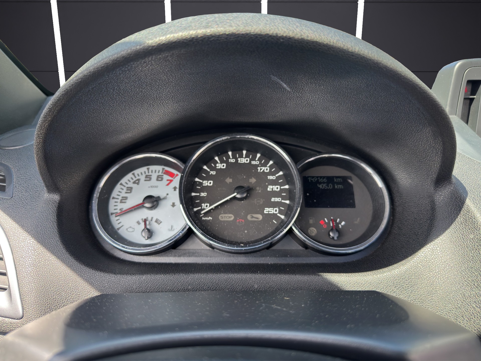 RENAULT Mégane CC 2.0 16V Turbo GT-image-27