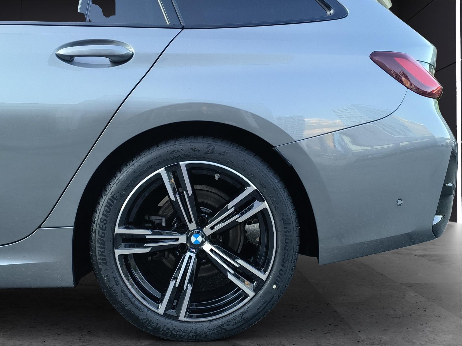 BMW 320d xDrive SAG Touring-image-9