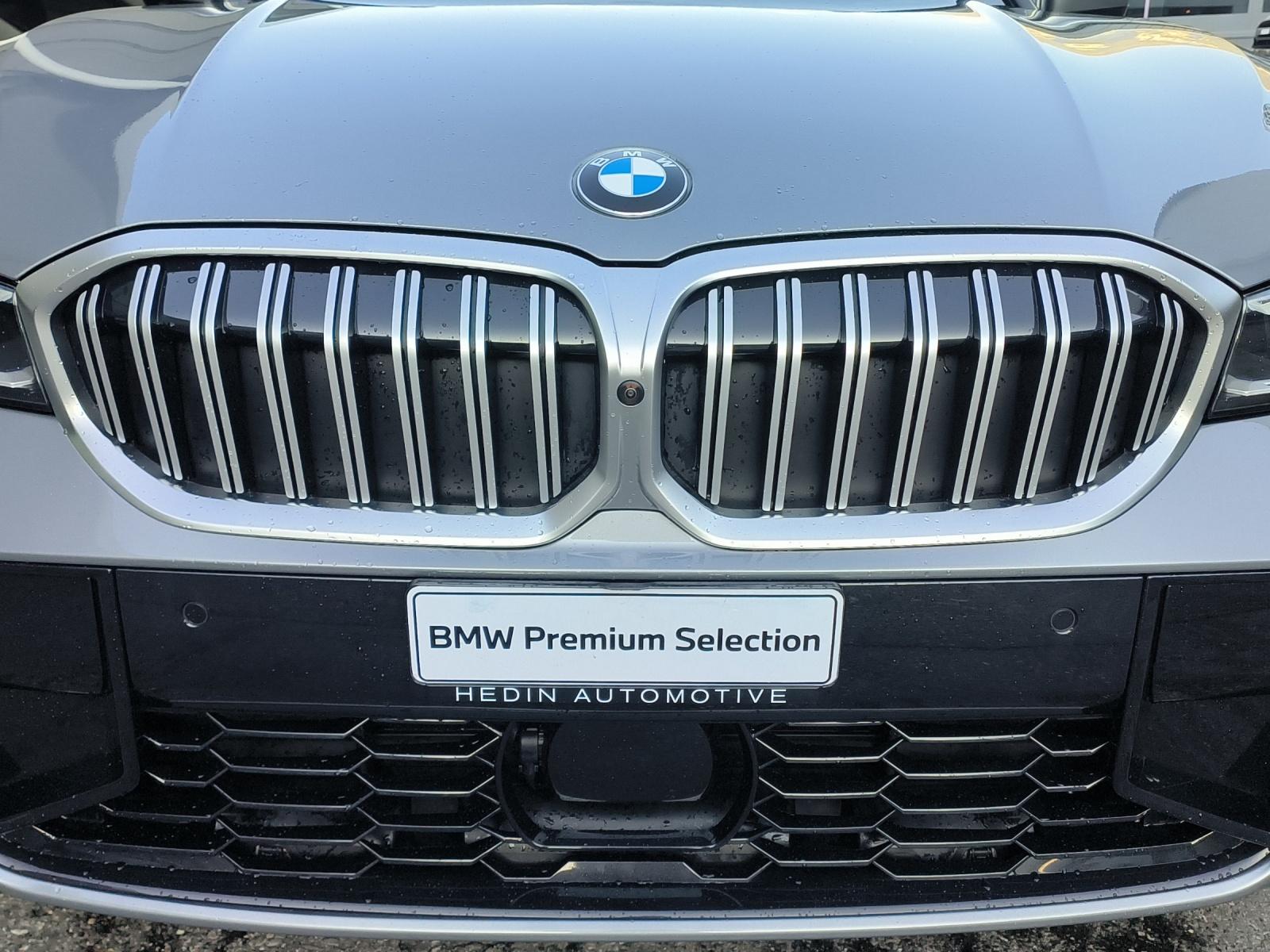 BMW 320d xDrive SAG Touring-image-22