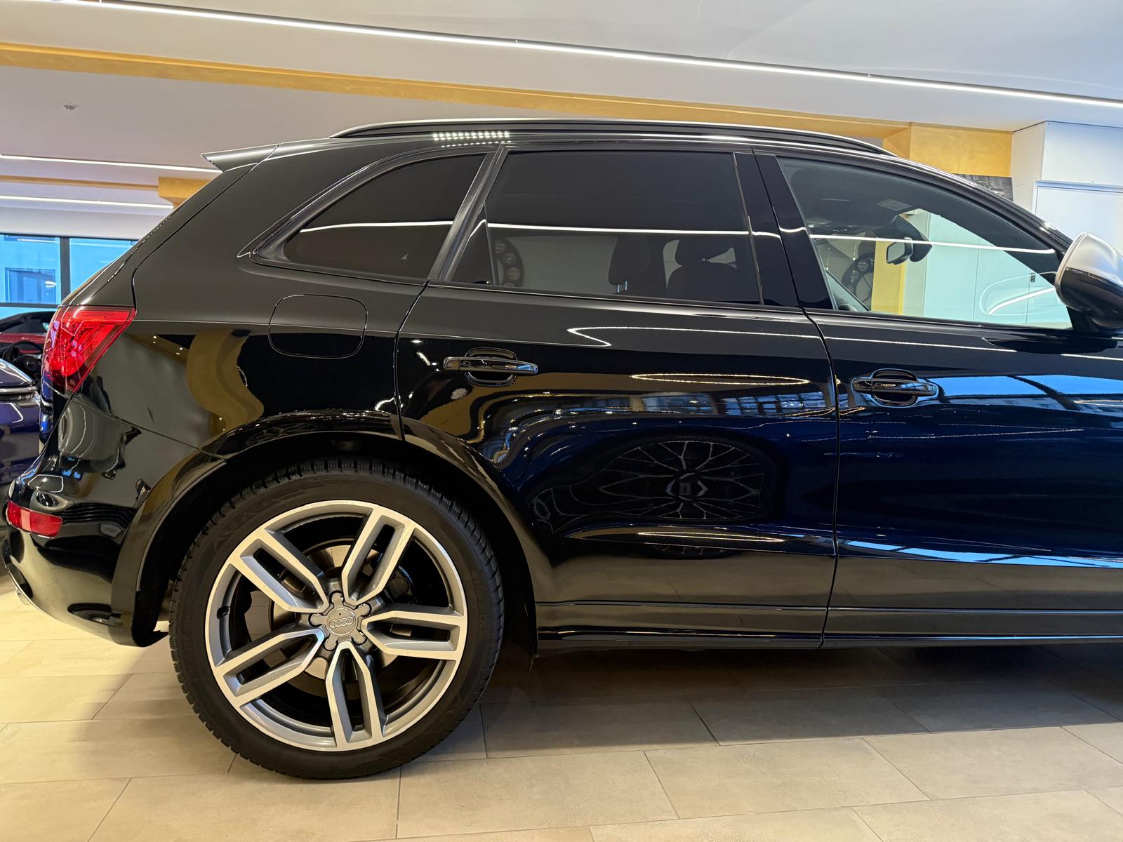 AUDI SQ5 3.0 TDI quattro tiptronic-showroom-element-2