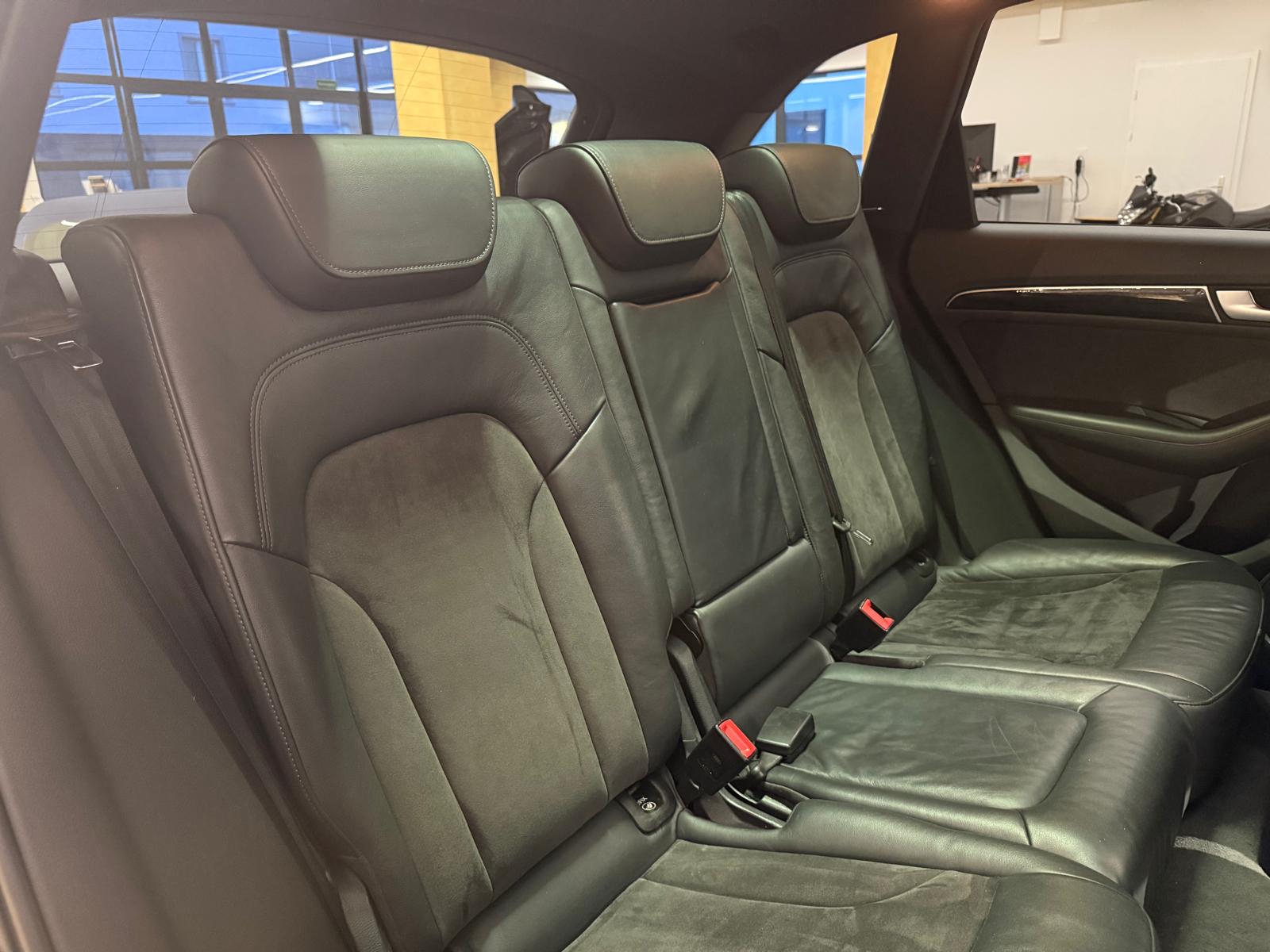 AUDI SQ5 3.0 TDI quattro tiptronic-image-19