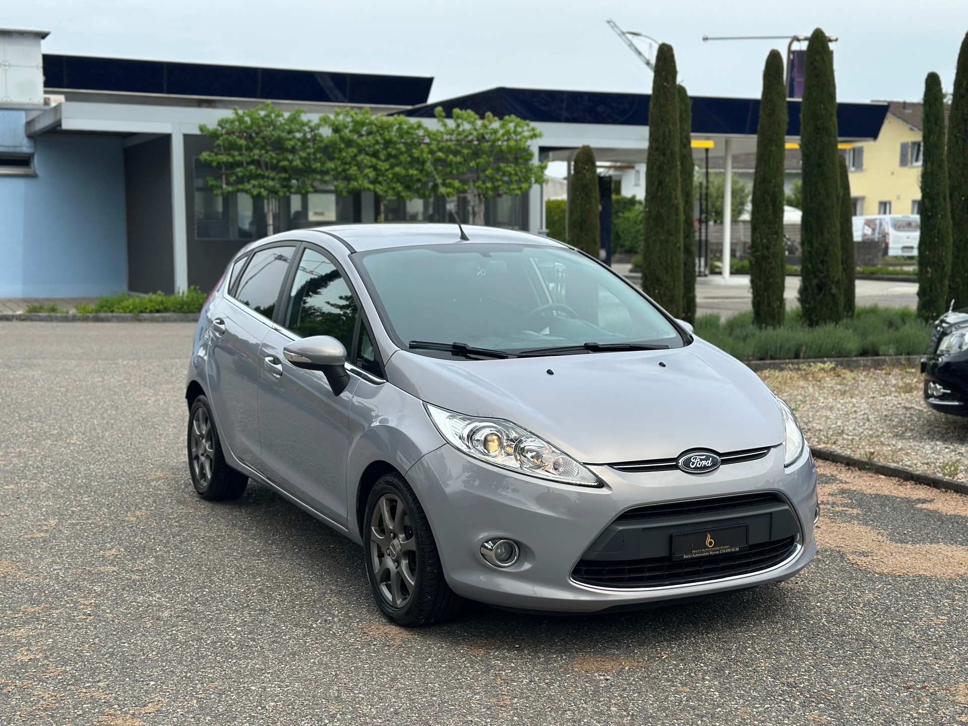 FORD Fiesta 1.4 16V Titanium Automatic