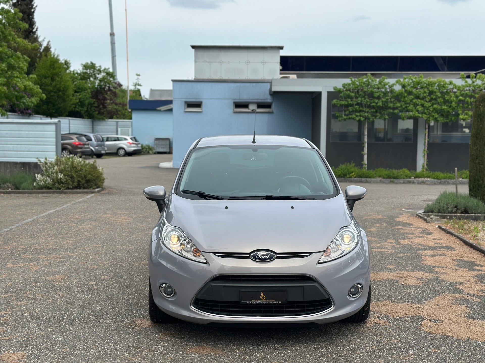 FORD Fiesta 1.4 16V Titanium Automatic-image-1