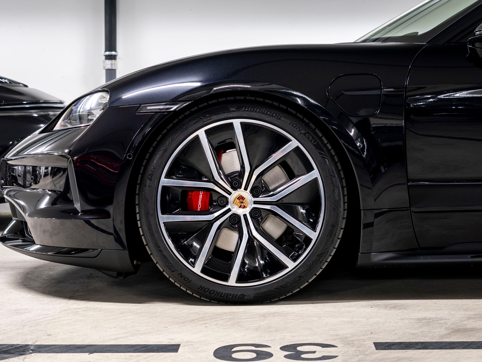 PORSCHE Taycan Sport Turismo 4S 104kWh Black Edition-image-7