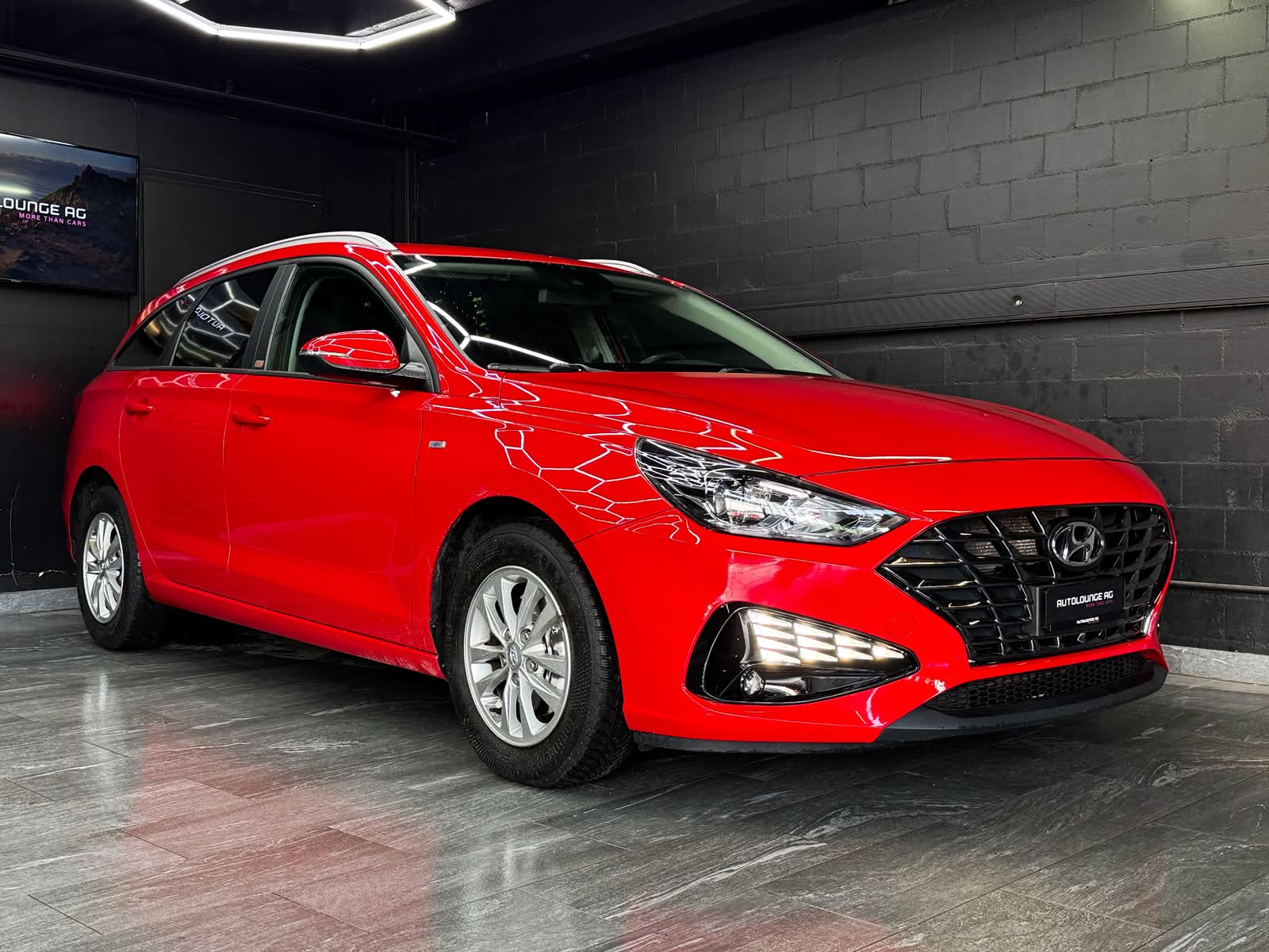 HYUNDAI i30 Wagon 1.5 T-GDi Vertex 48V MH DCT-image-4