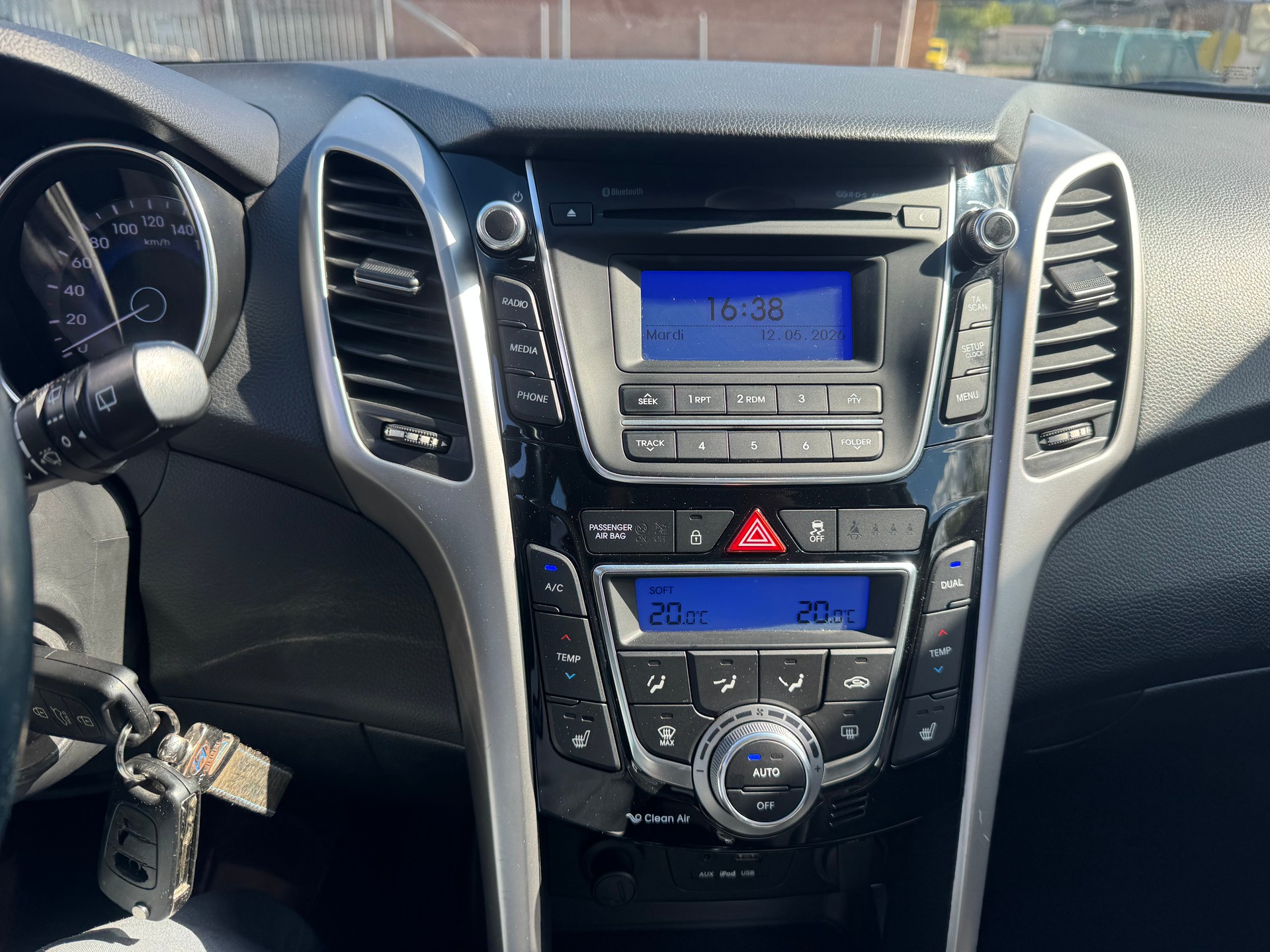 HYUNDAI i30 Wagon 1.6 GDI Vertex-image-12